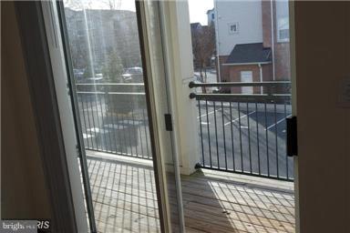 LEGATO CORNER - Residential Lease