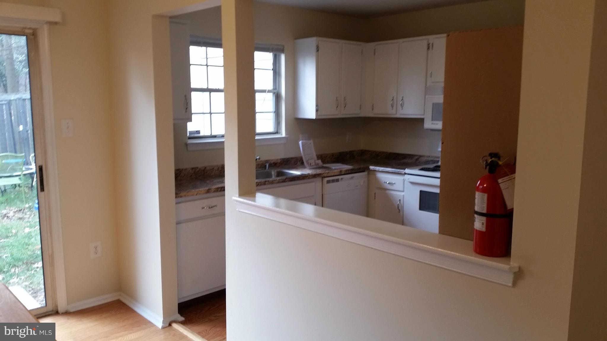 LAKE VILLAGE MANOR - Residential Lease