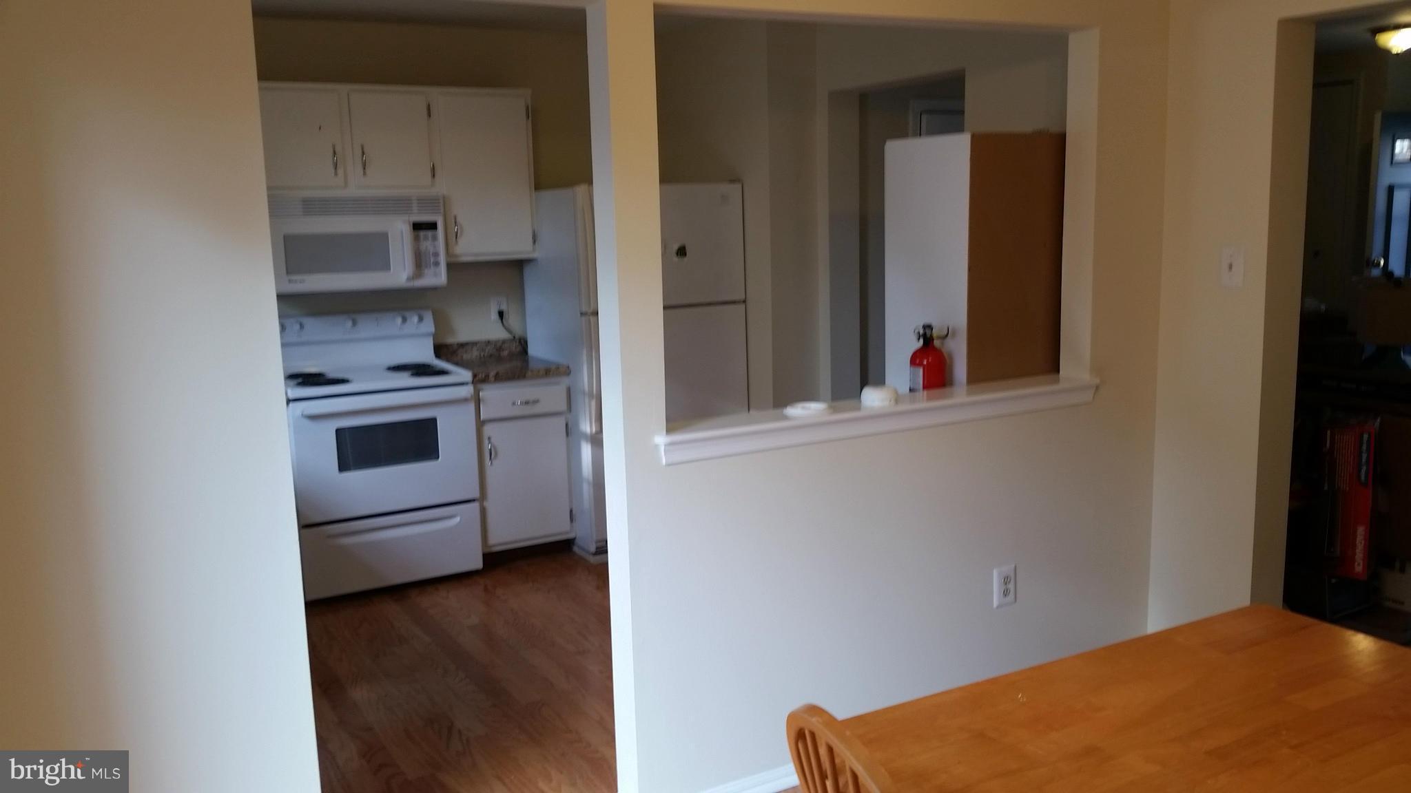 LAKE VILLAGE MANOR - Residential Lease