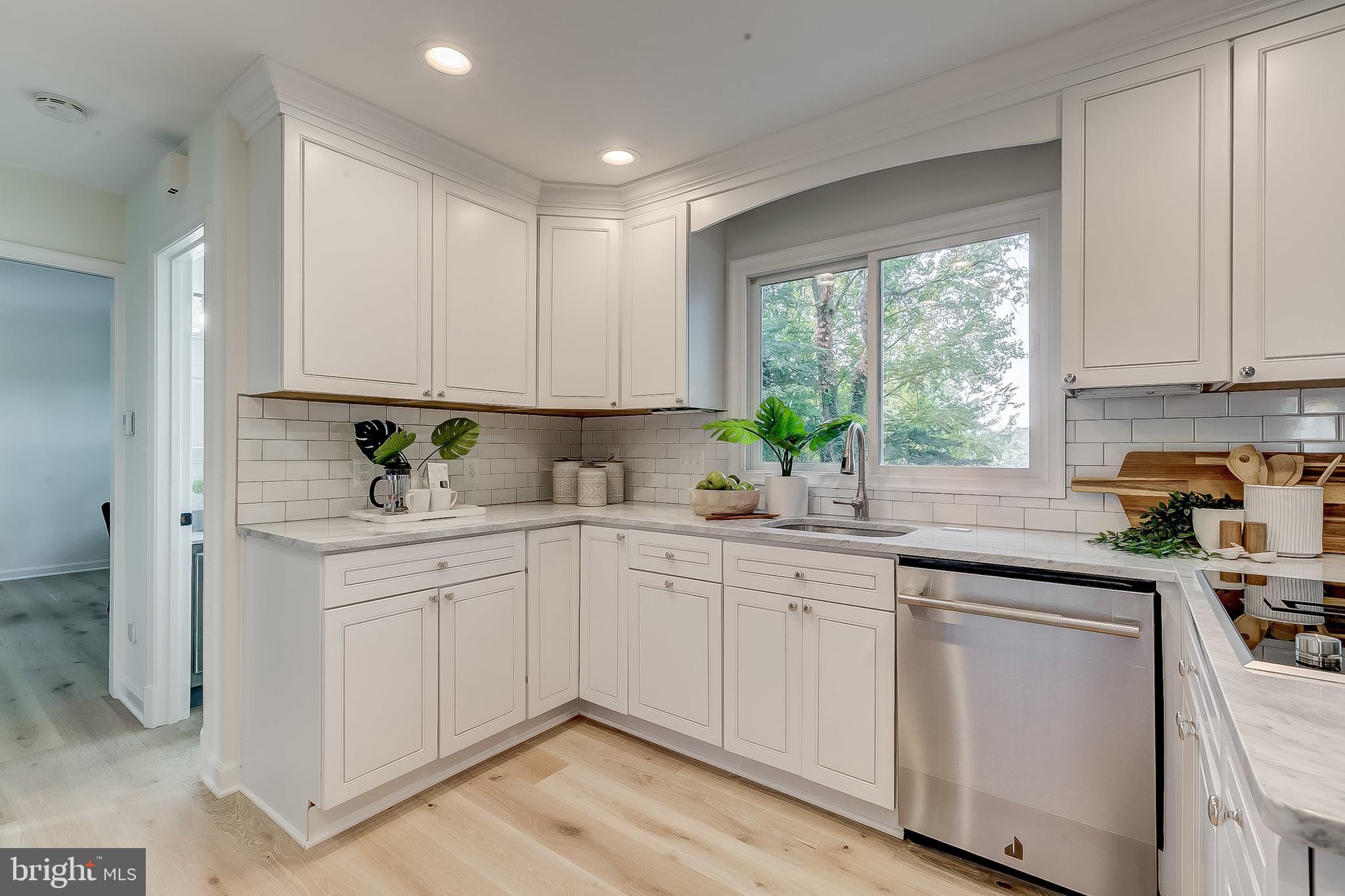 OLD SEVERNA PARK - Residential