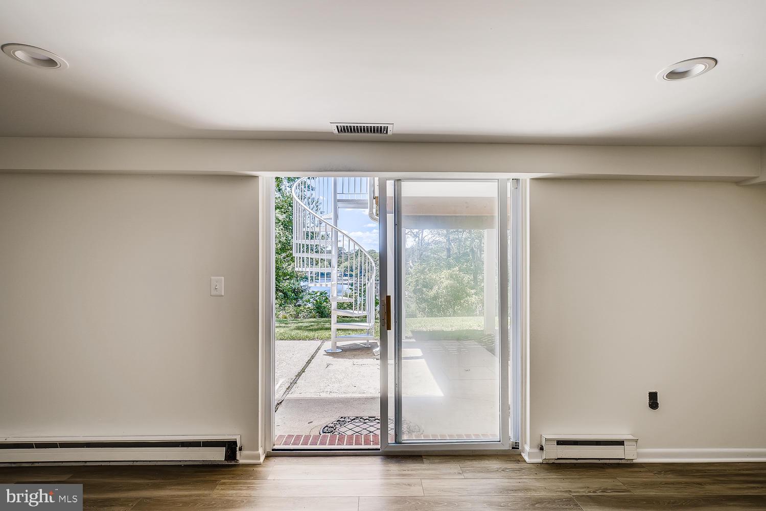 OLD SEVERNA PARK - Residential