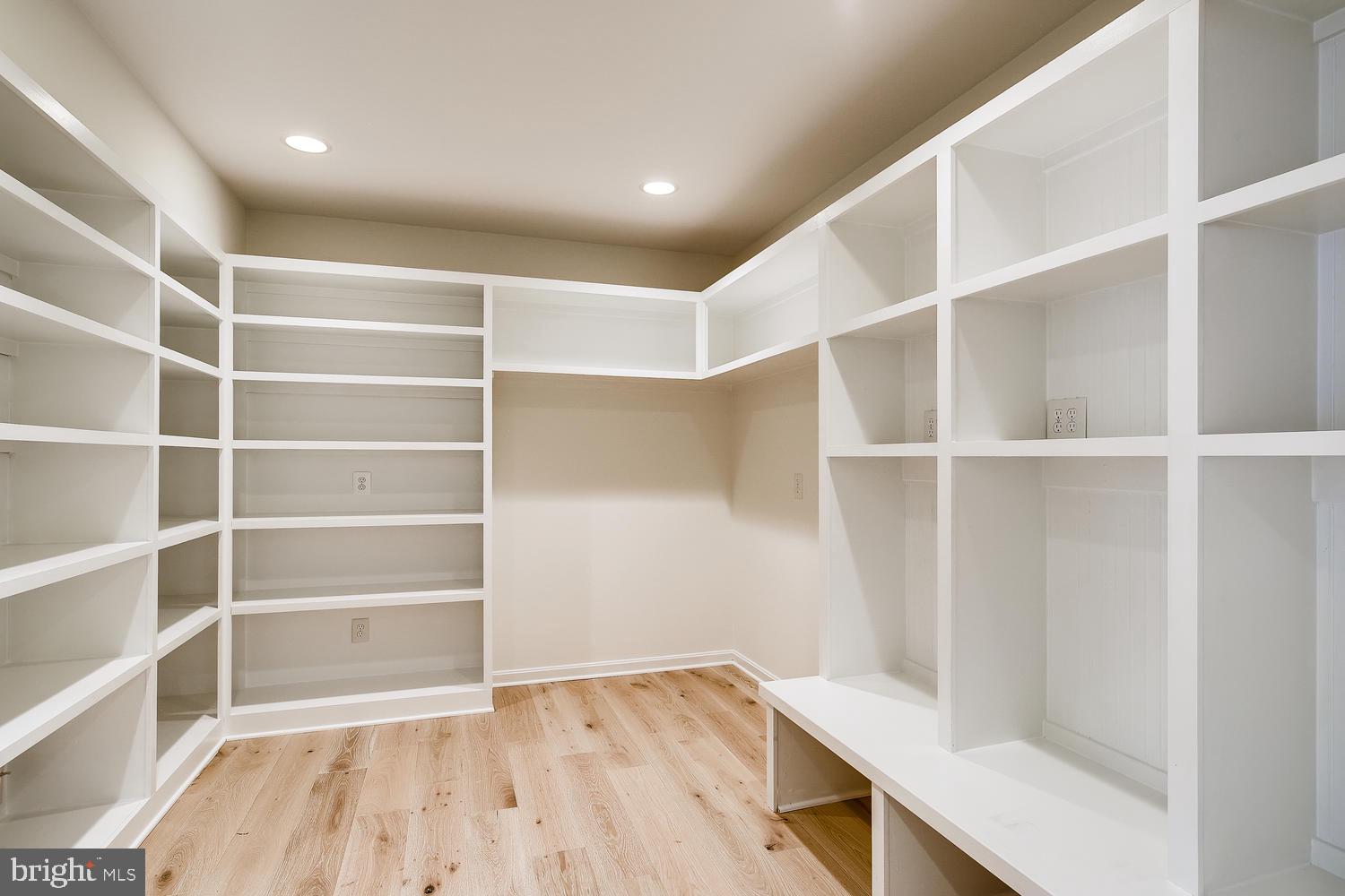 OLD SEVERNA PARK - Residential