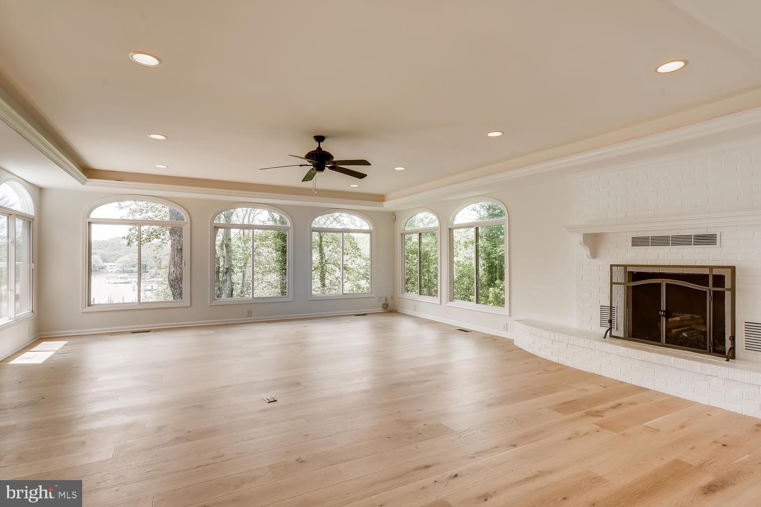 OLD SEVERNA PARK - Residential