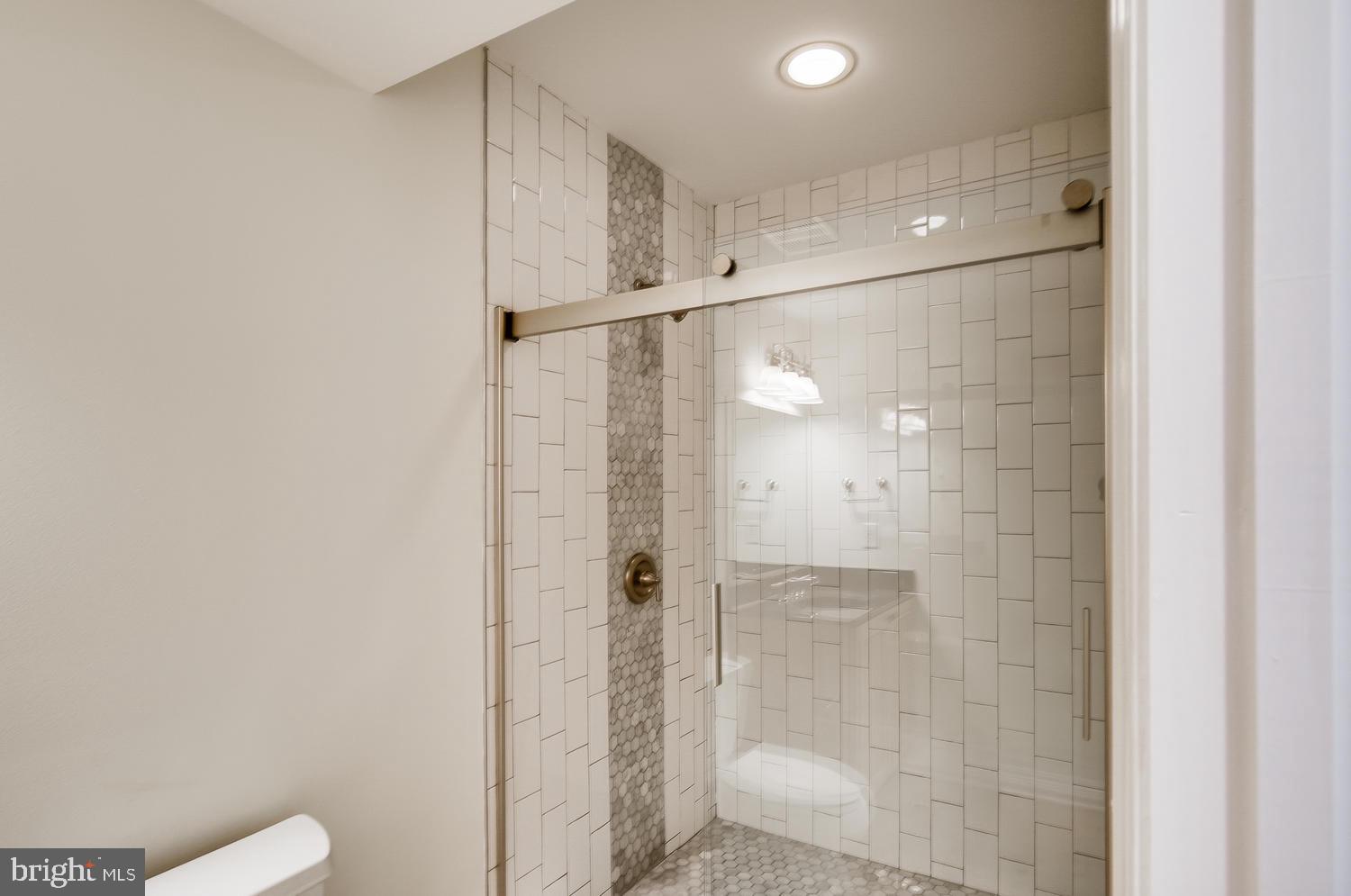 OLD SEVERNA PARK - Residential