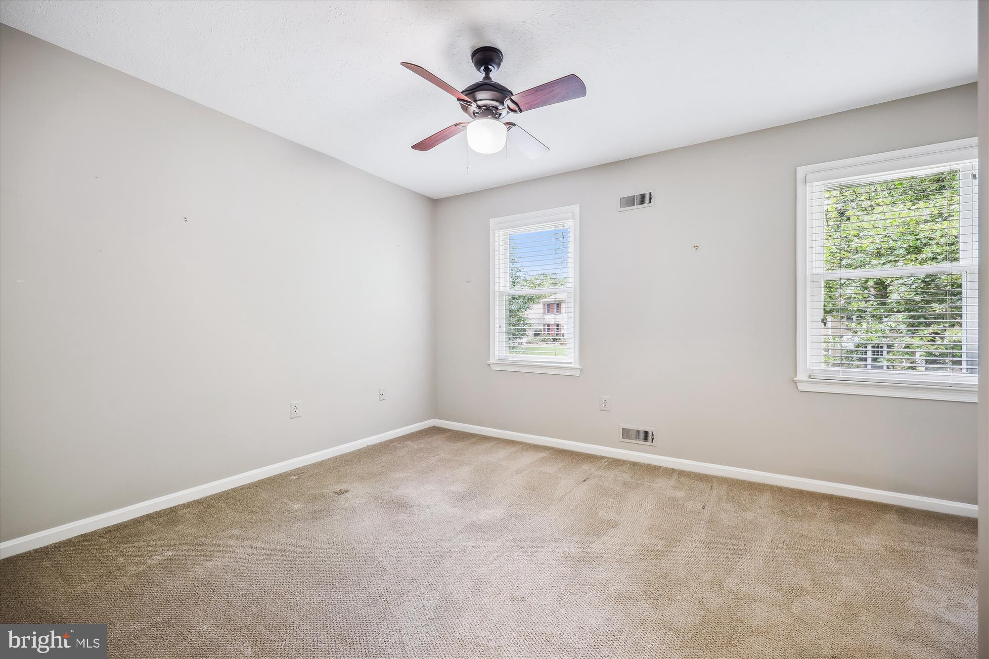 SNOWDENS MILL - Residential