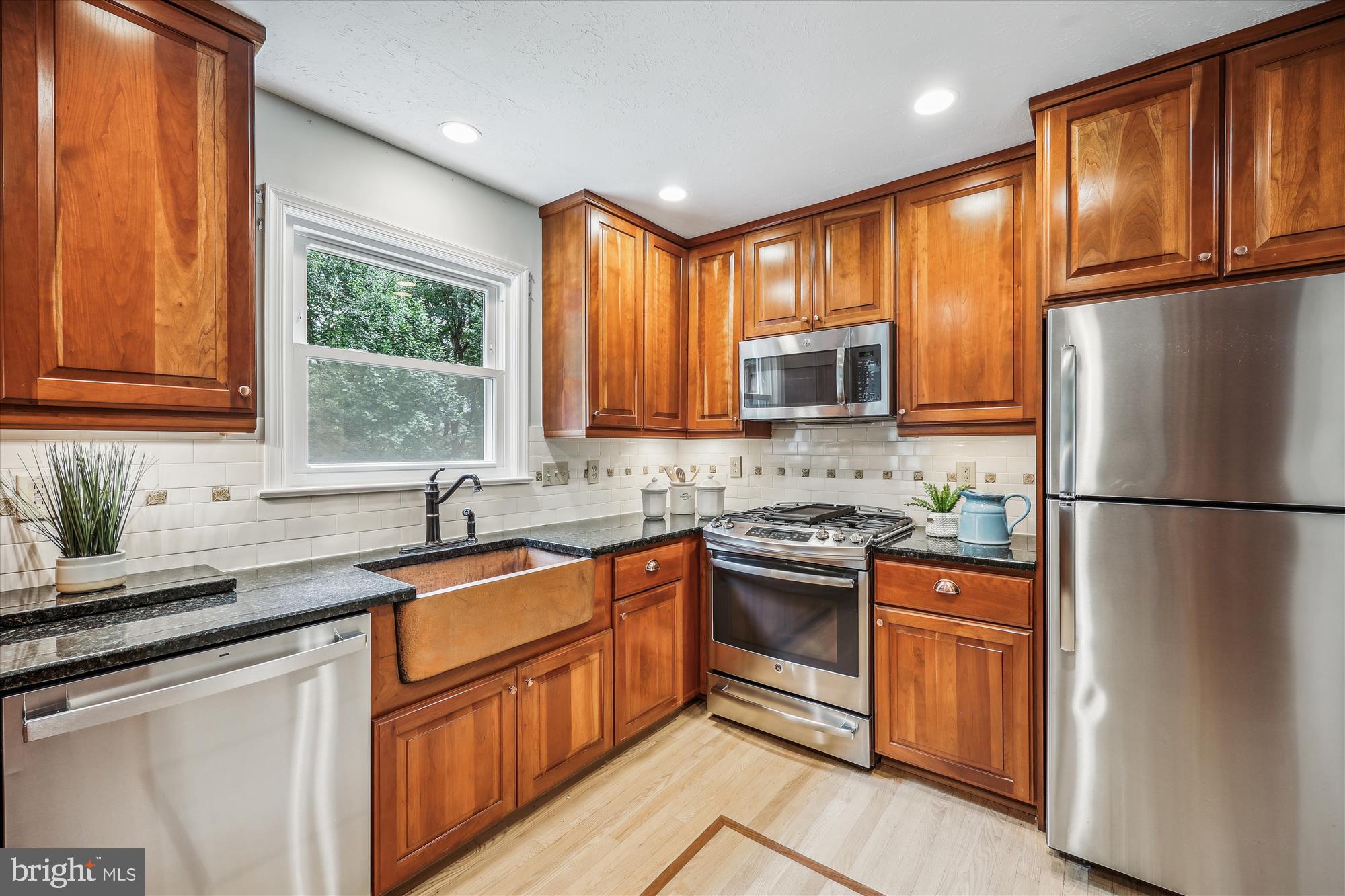 SNOWDENS MILL - Residential