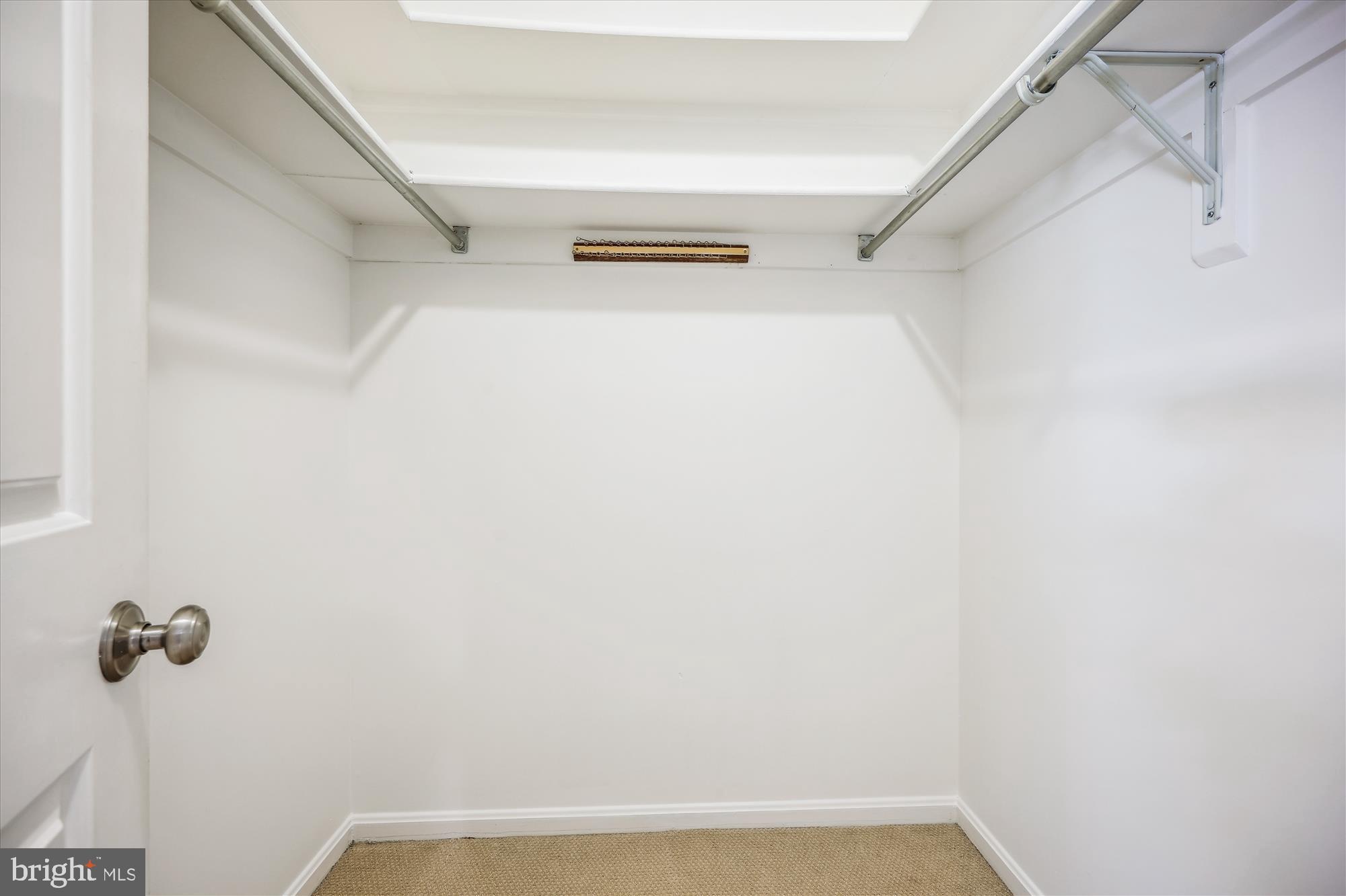 SNOWDENS MILL - Residential