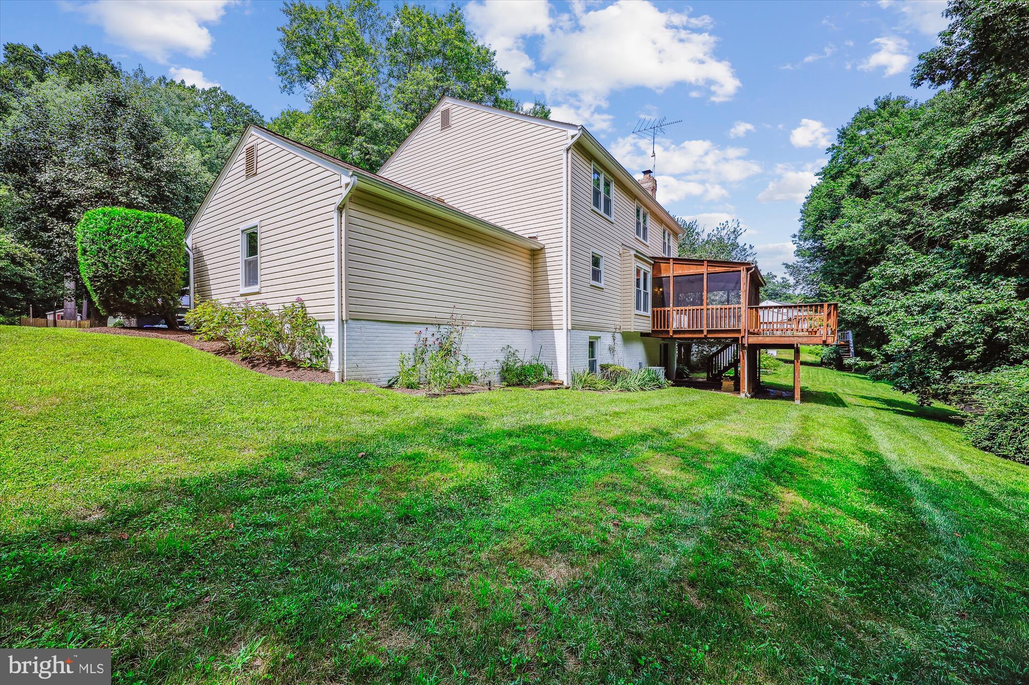 SNOWDENS MILL - Residential