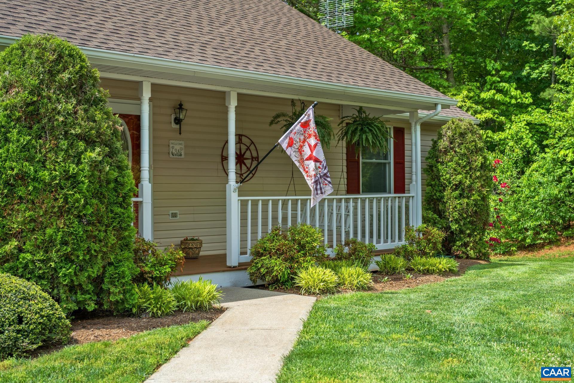 DEER LAKE ESTATES - Residential