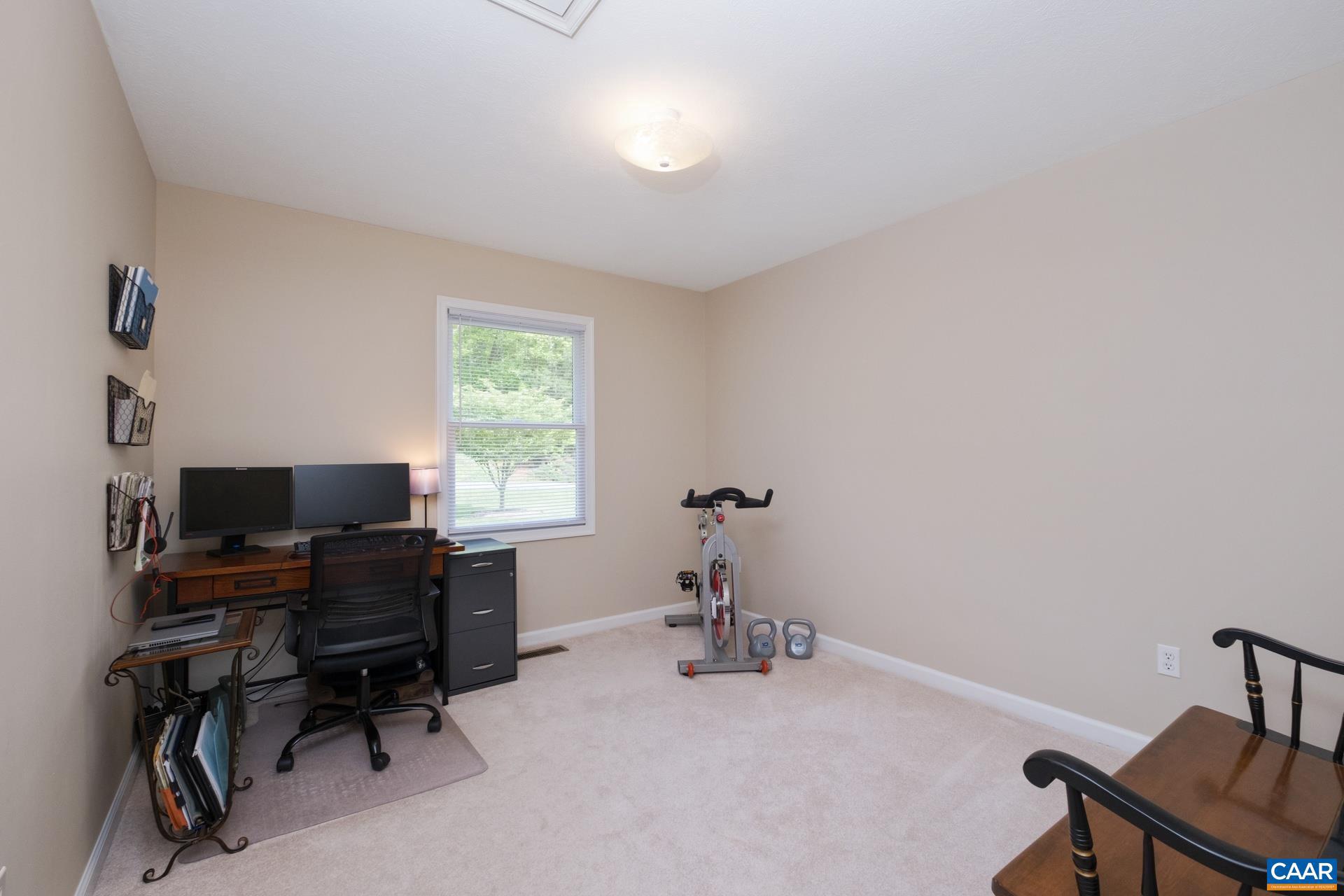 DEER LAKE ESTATES - Residential