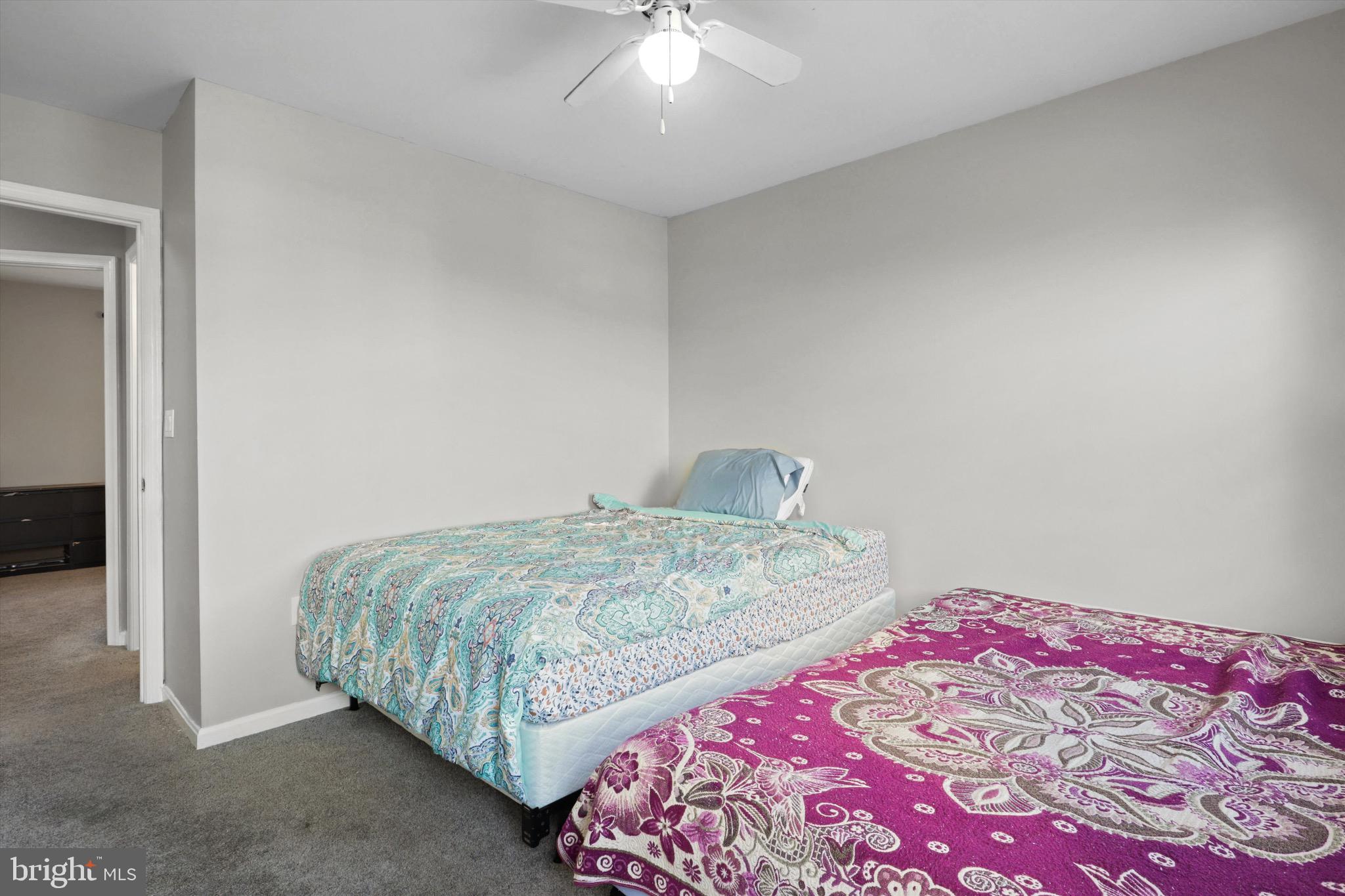 WAYSIDE VILLAGE - Residential