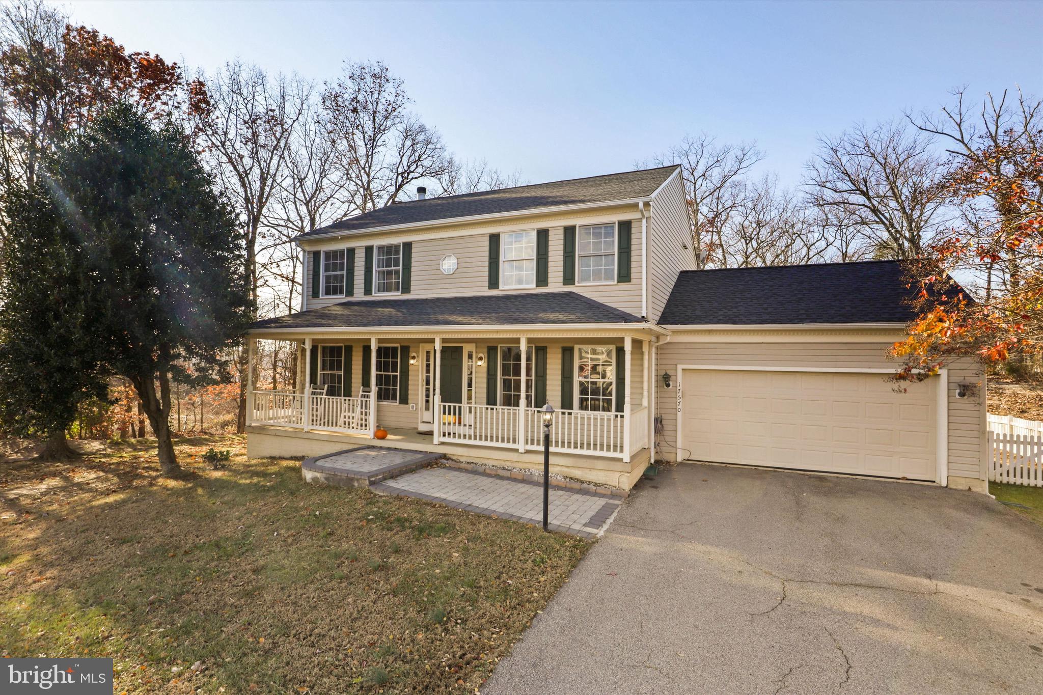 WAYSIDE VILLAGE - Residential