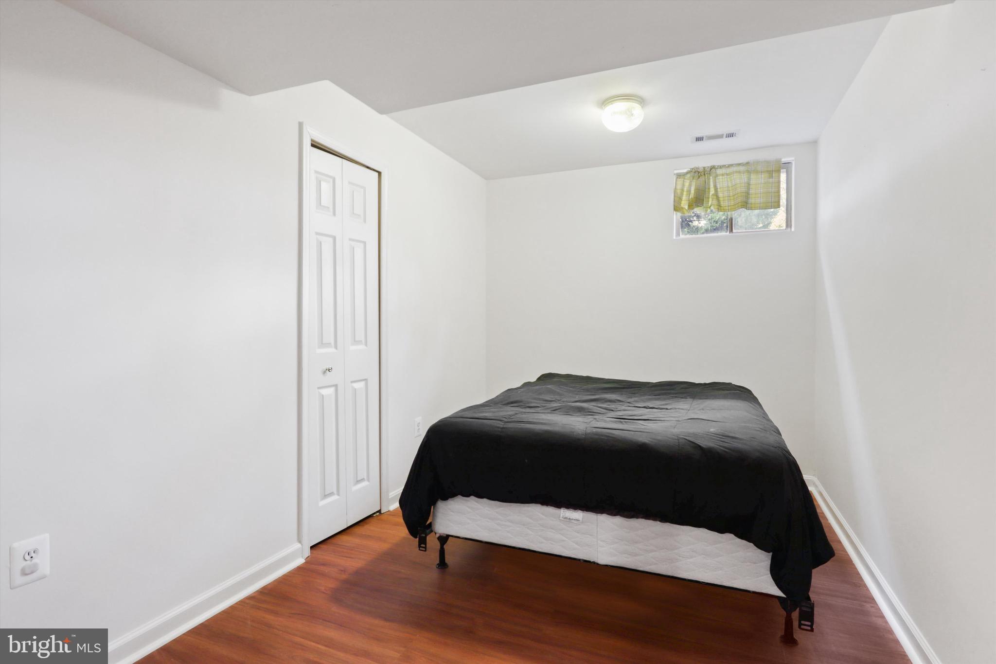 WAYSIDE VILLAGE - Residential