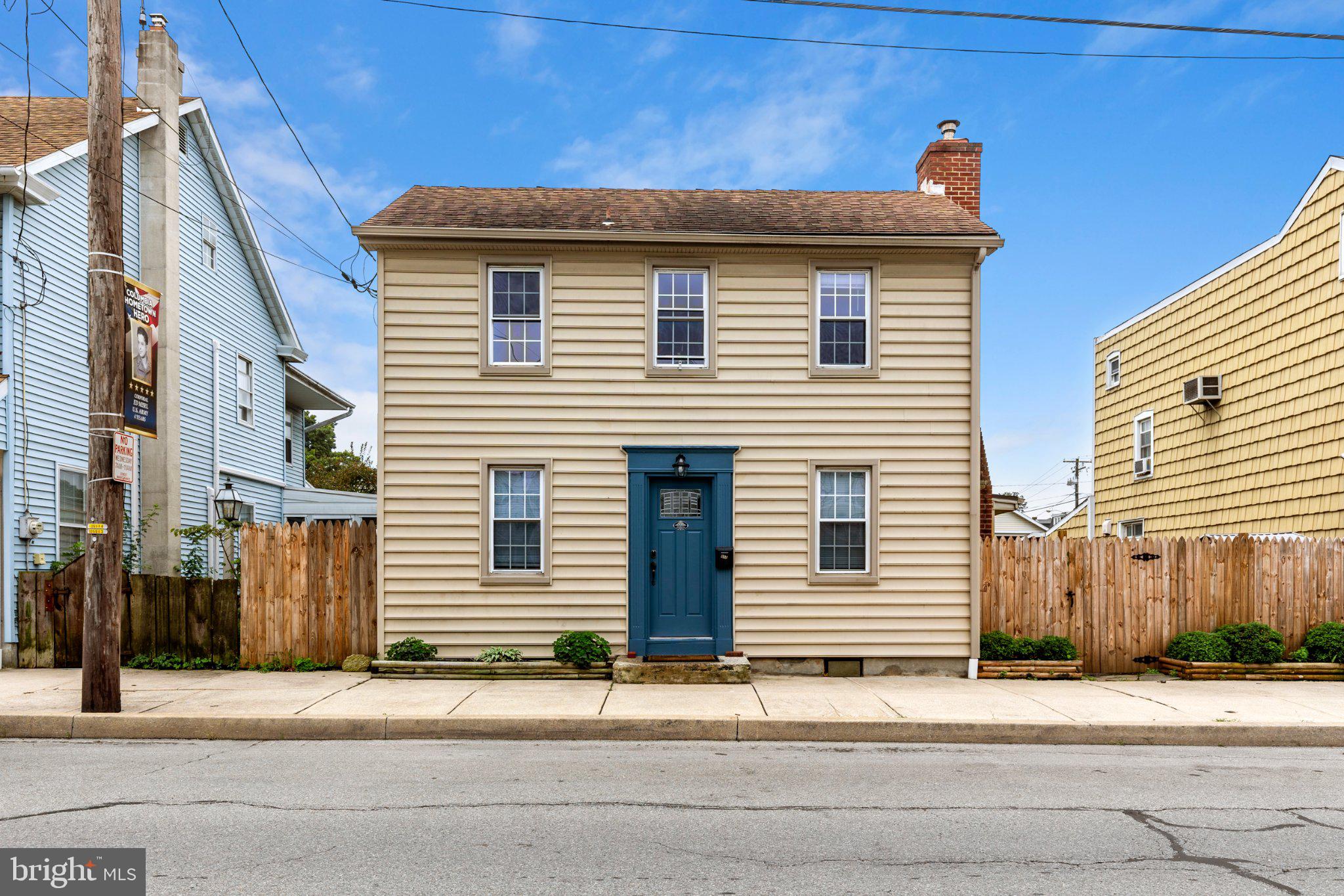 608 MANOR STREET