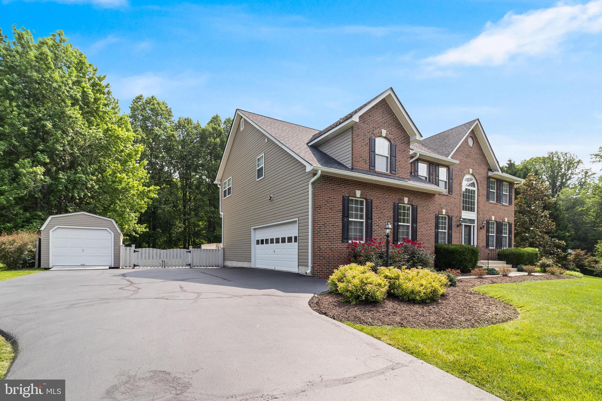 CASTLETON - Residential