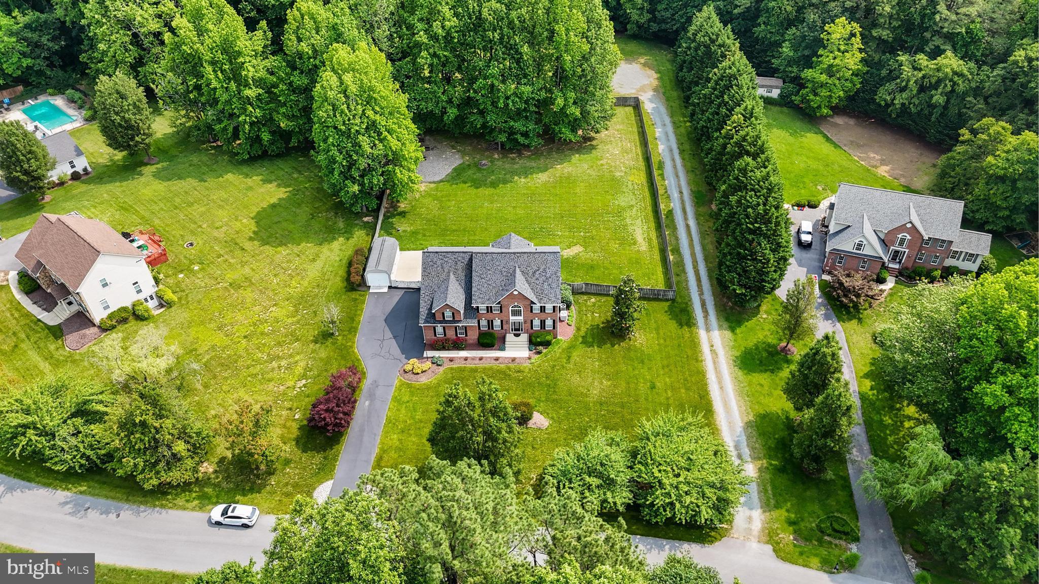 CASTLETON - Residential