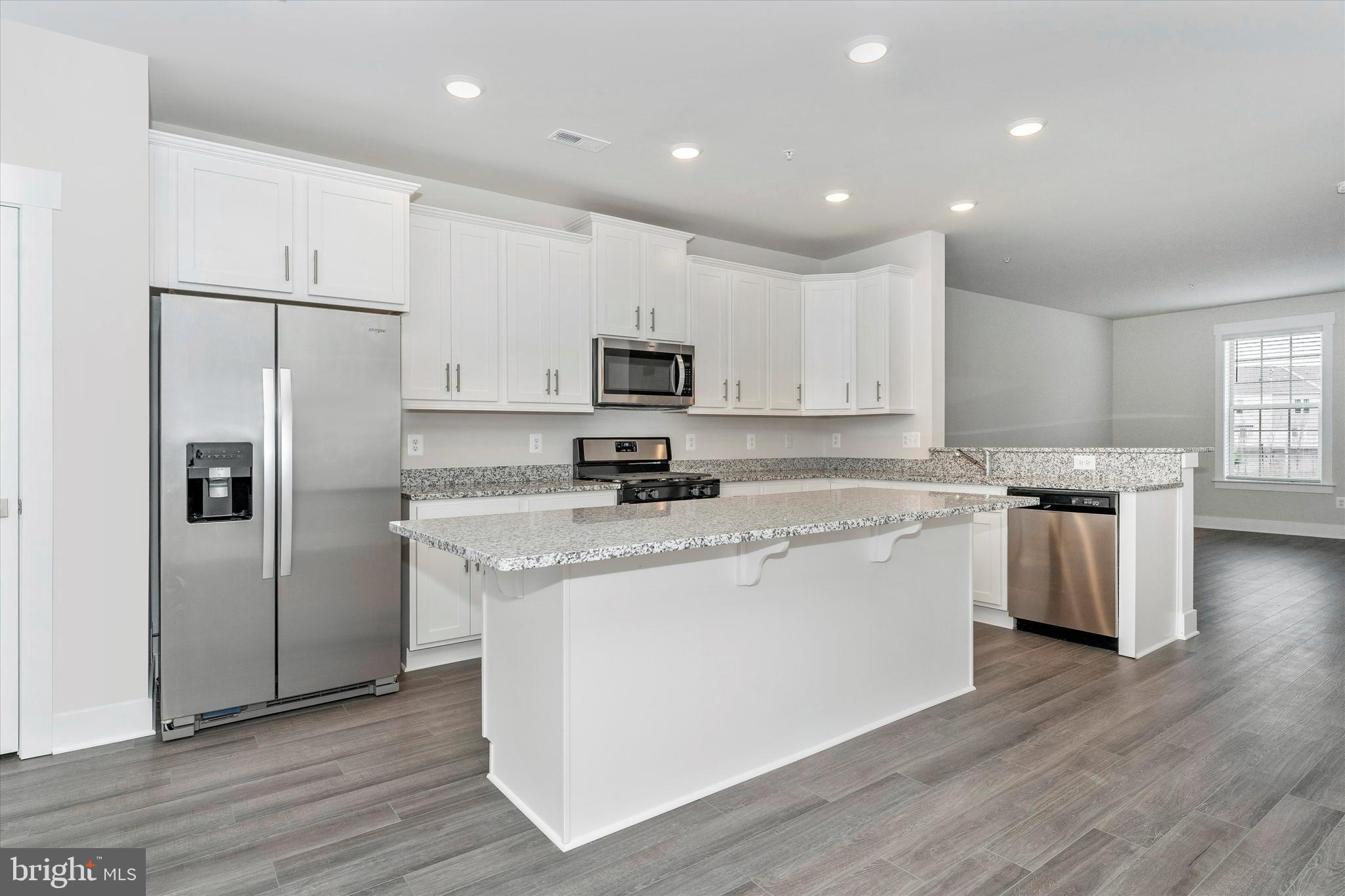 MACALLAN CROSSING - Residential Lease