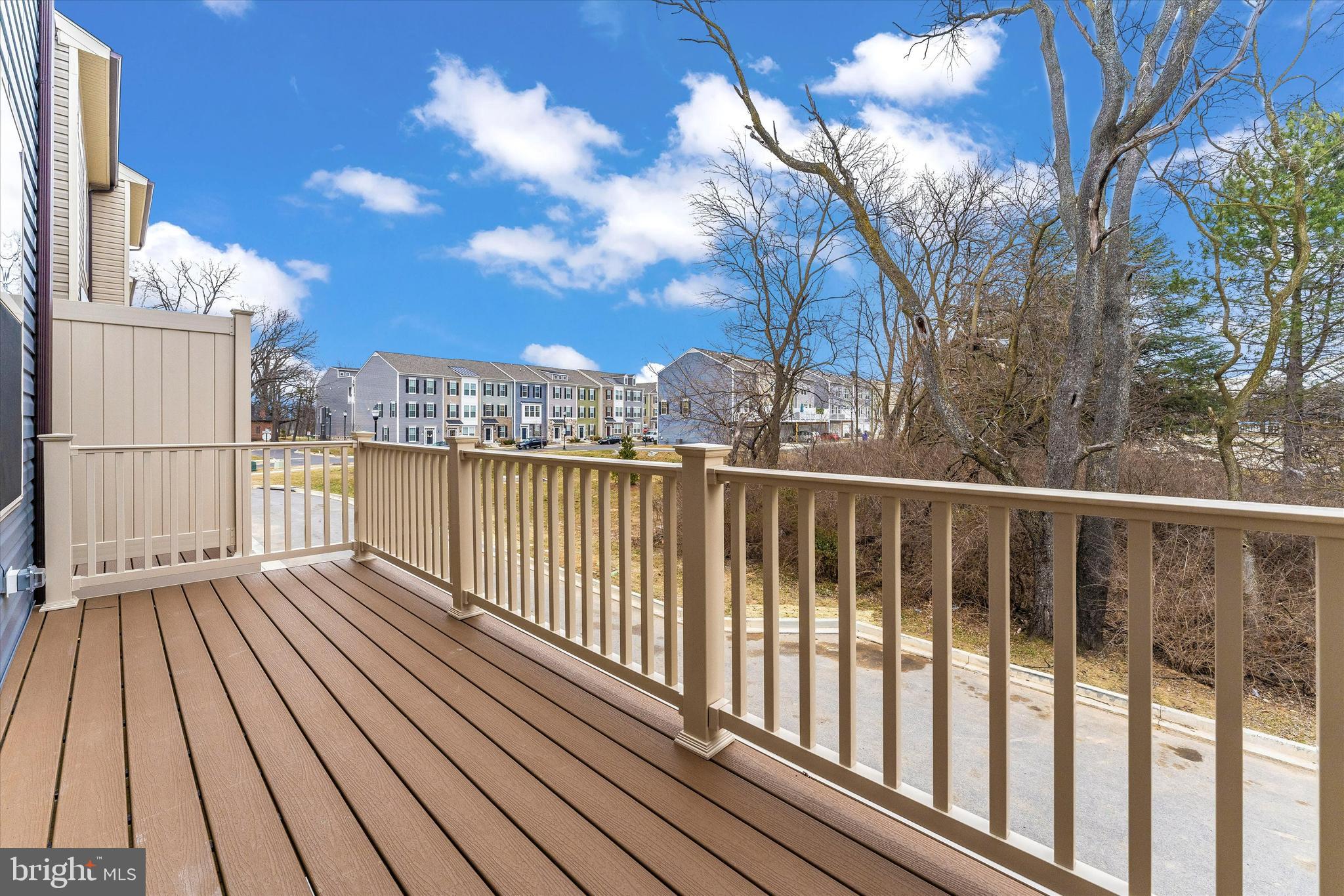 MACALLAN CROSSING - Residential Lease