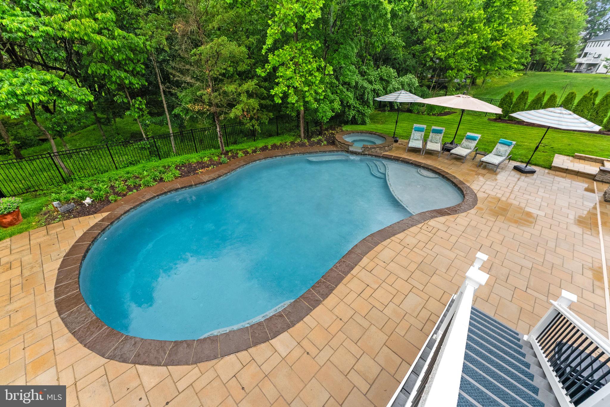 BROOKSIDE - Residential