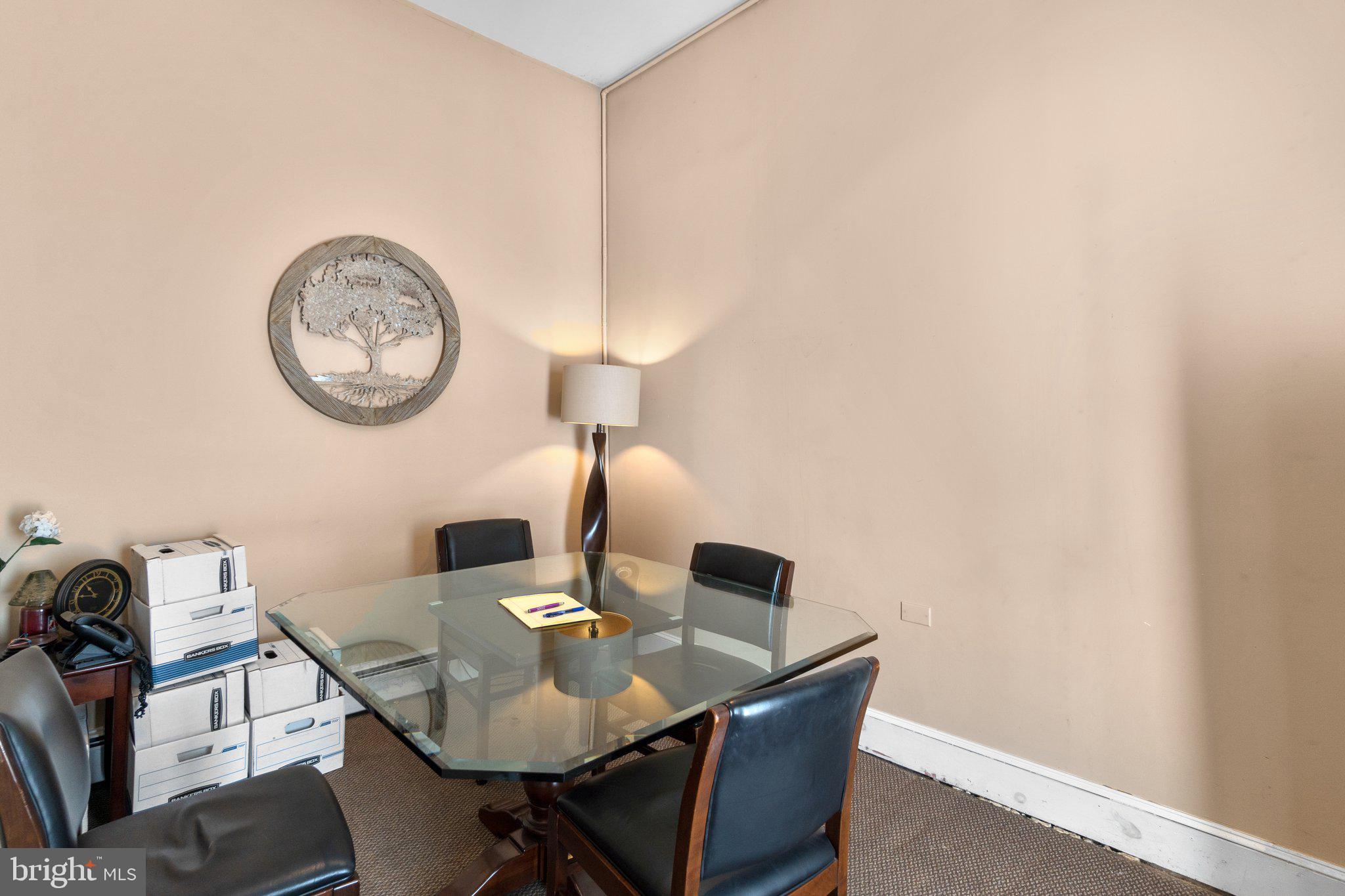 DOWNTOWN WESTMINSTER - Residential