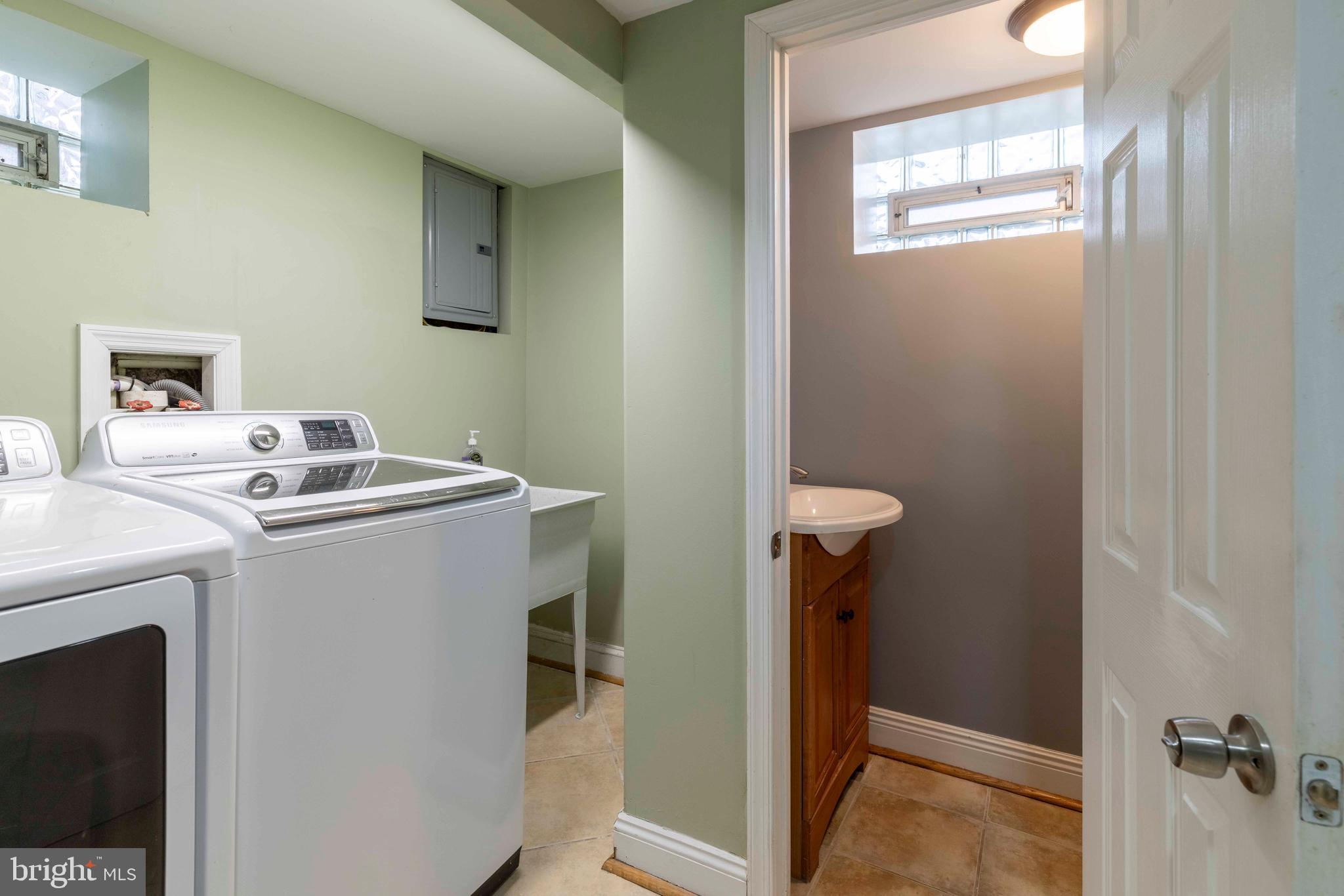 RHAWNHURST - Residential