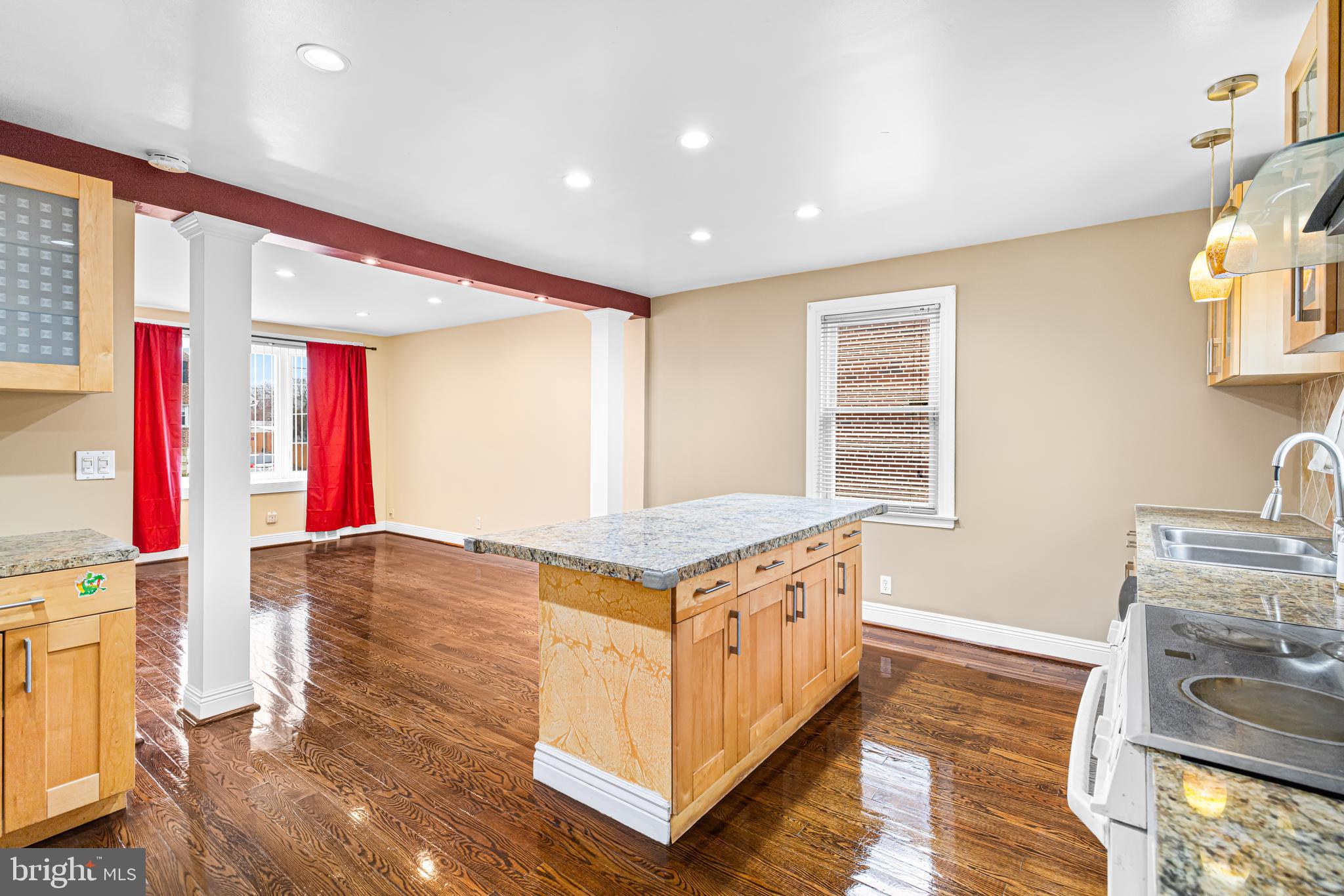 8109 BRADFORD STREET