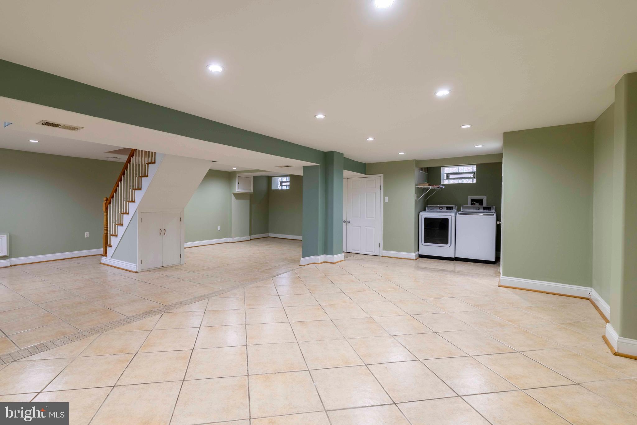 RHAWNHURST - Residential