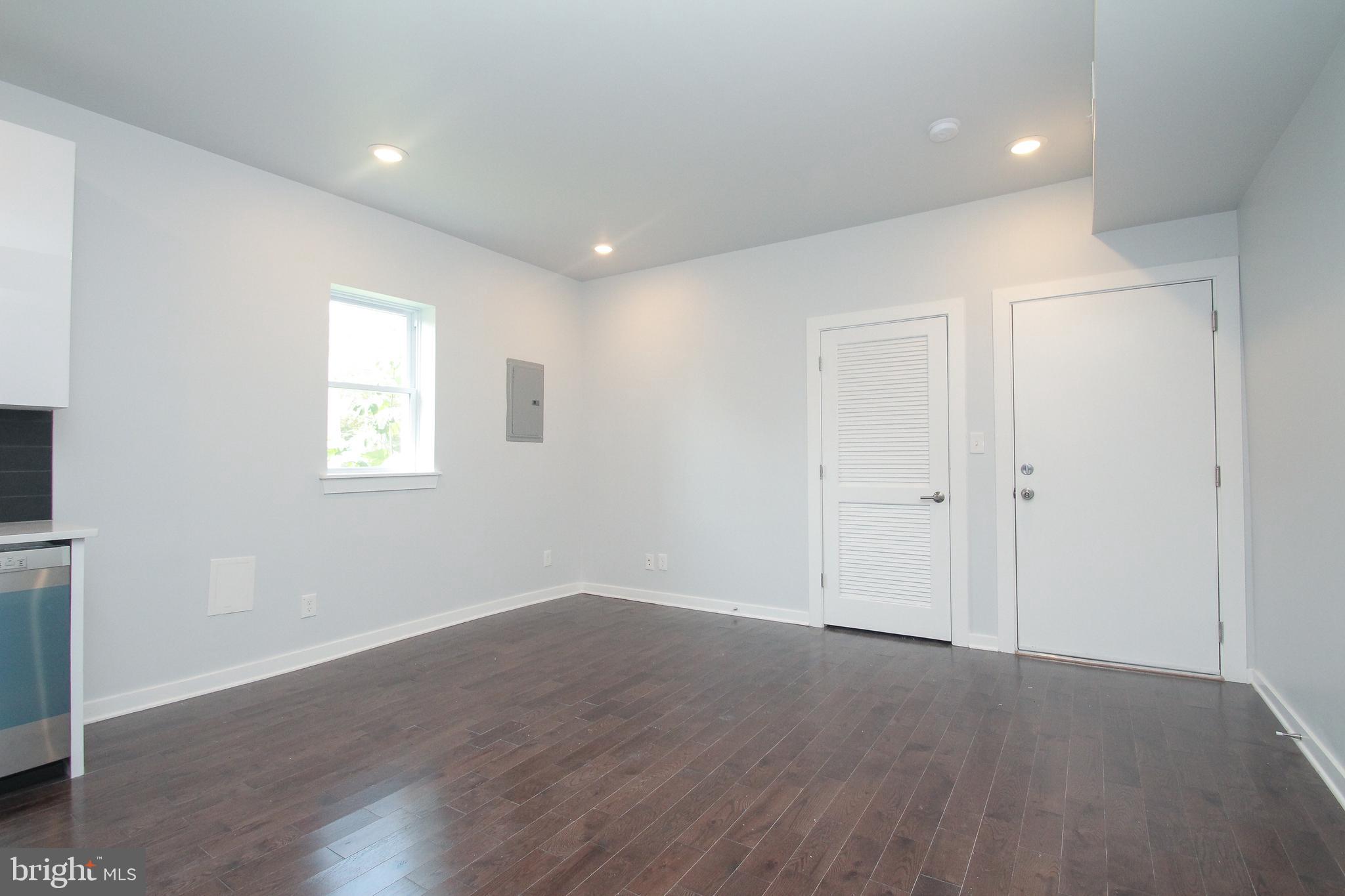 MANTUA - Residential Lease