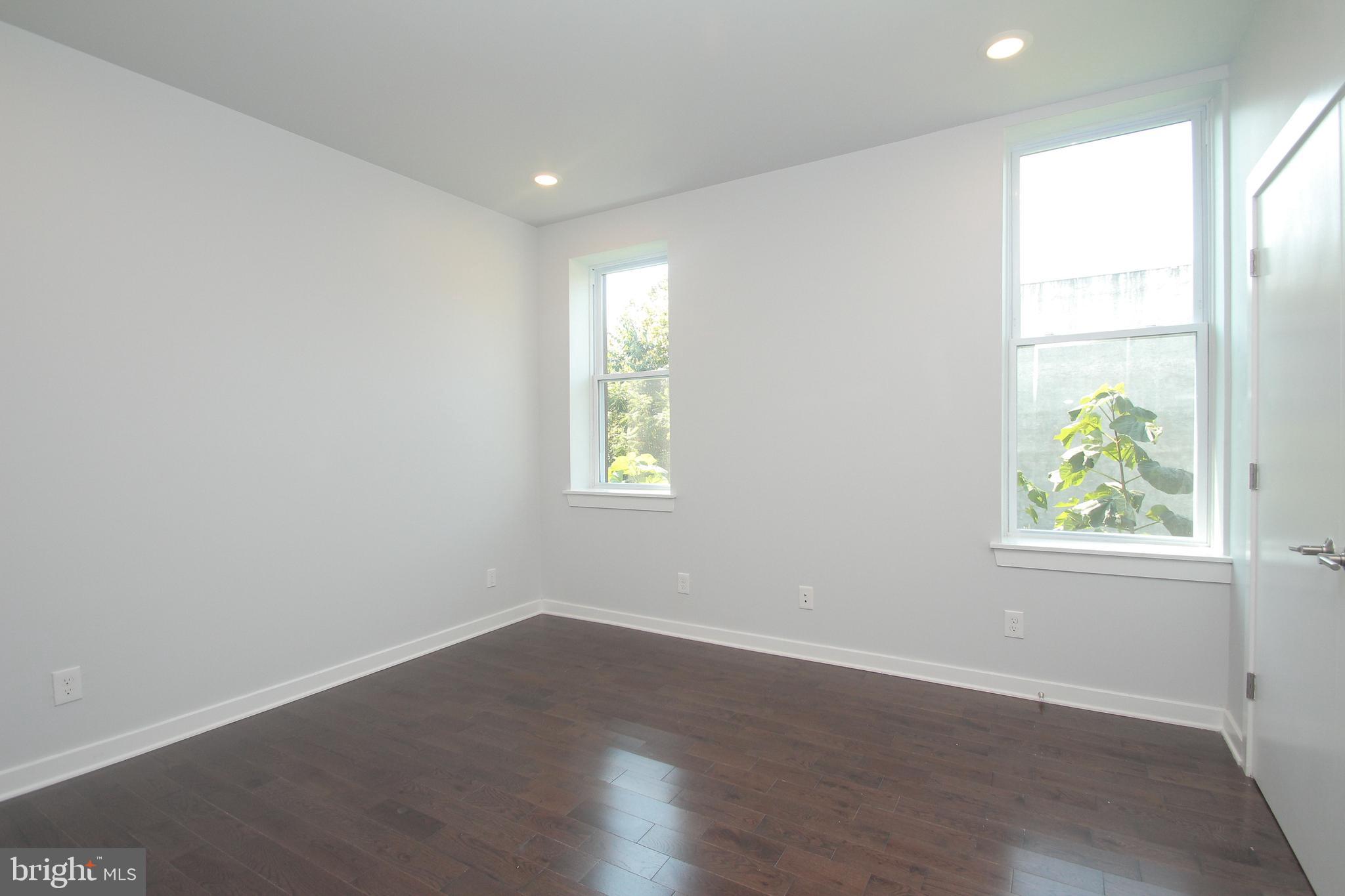 MANTUA - Residential Lease