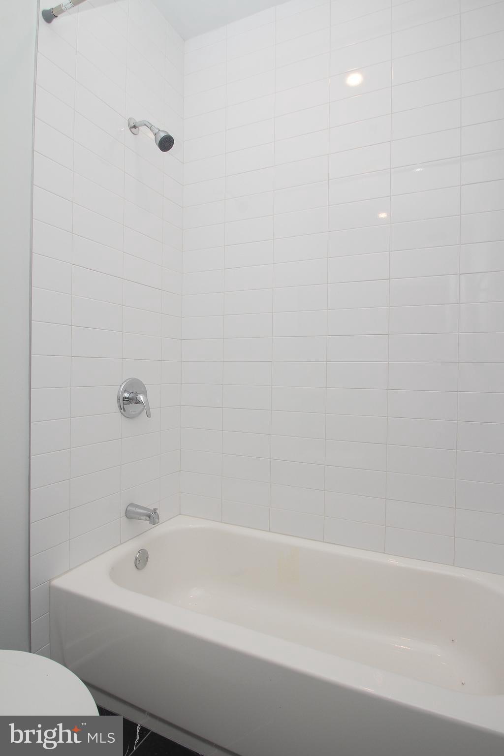 MANTUA - Residential Lease