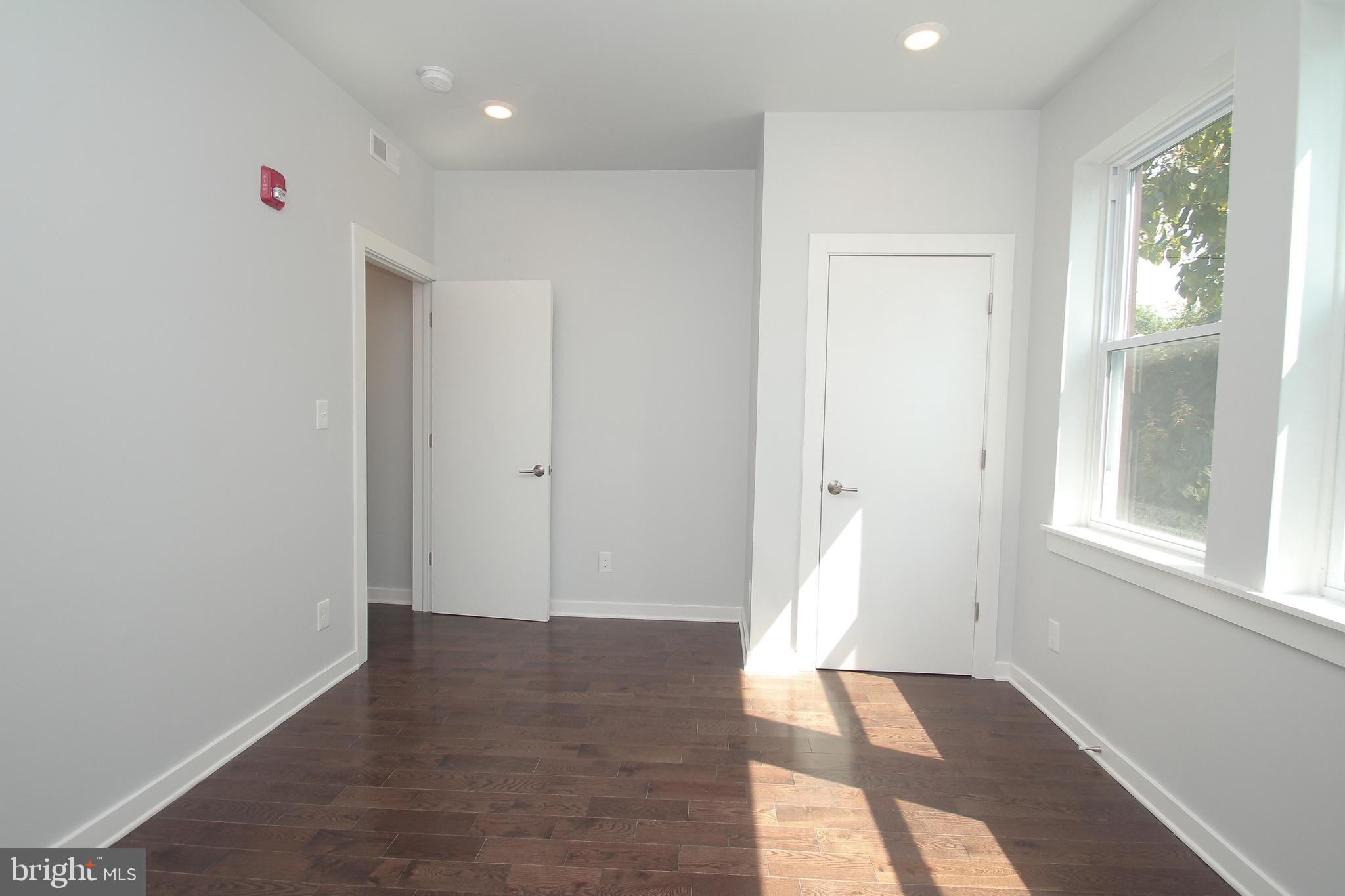 MANTUA - Residential Lease