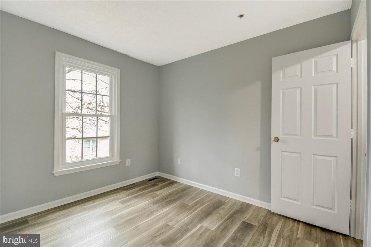 INDIAN CREEK - Residential