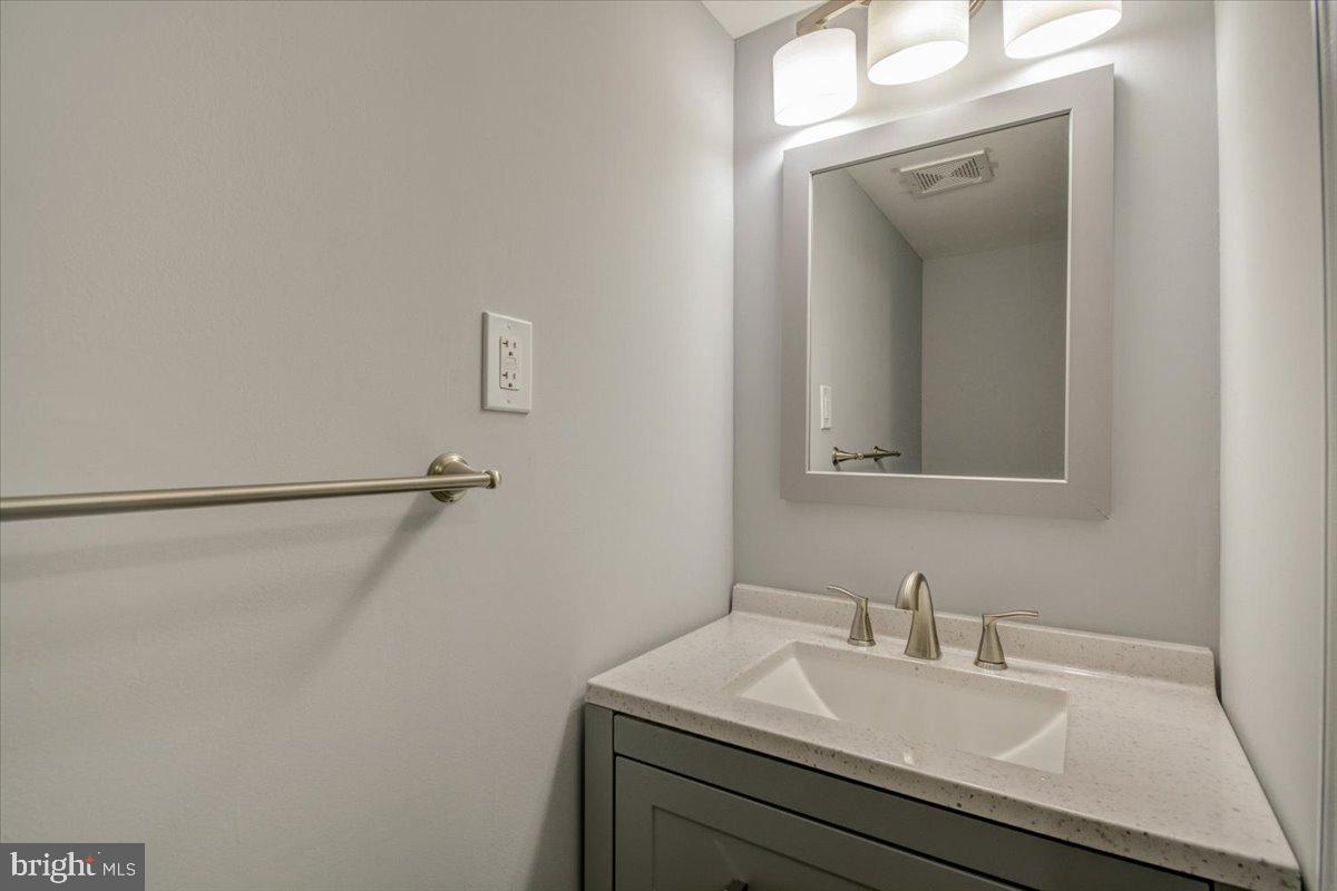 INDIAN CREEK - Residential