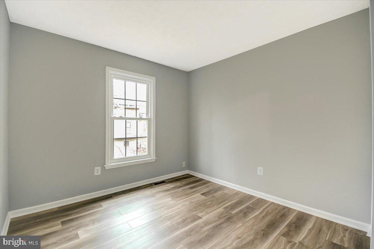 INDIAN CREEK - Residential