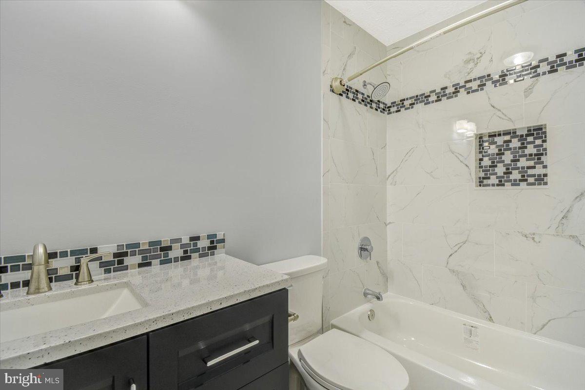 INDIAN CREEK - Residential