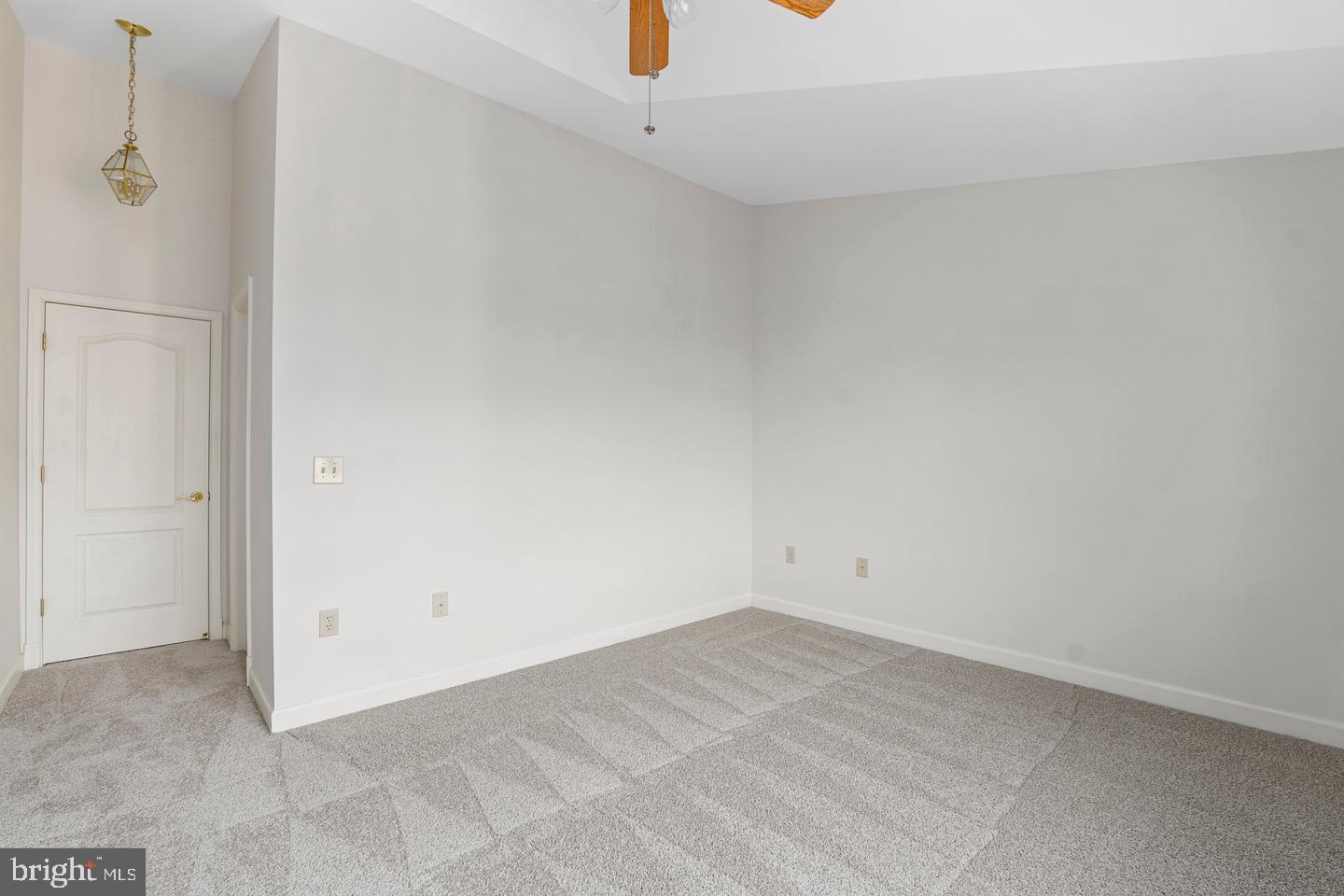 FALLS STATION - Residential Lease