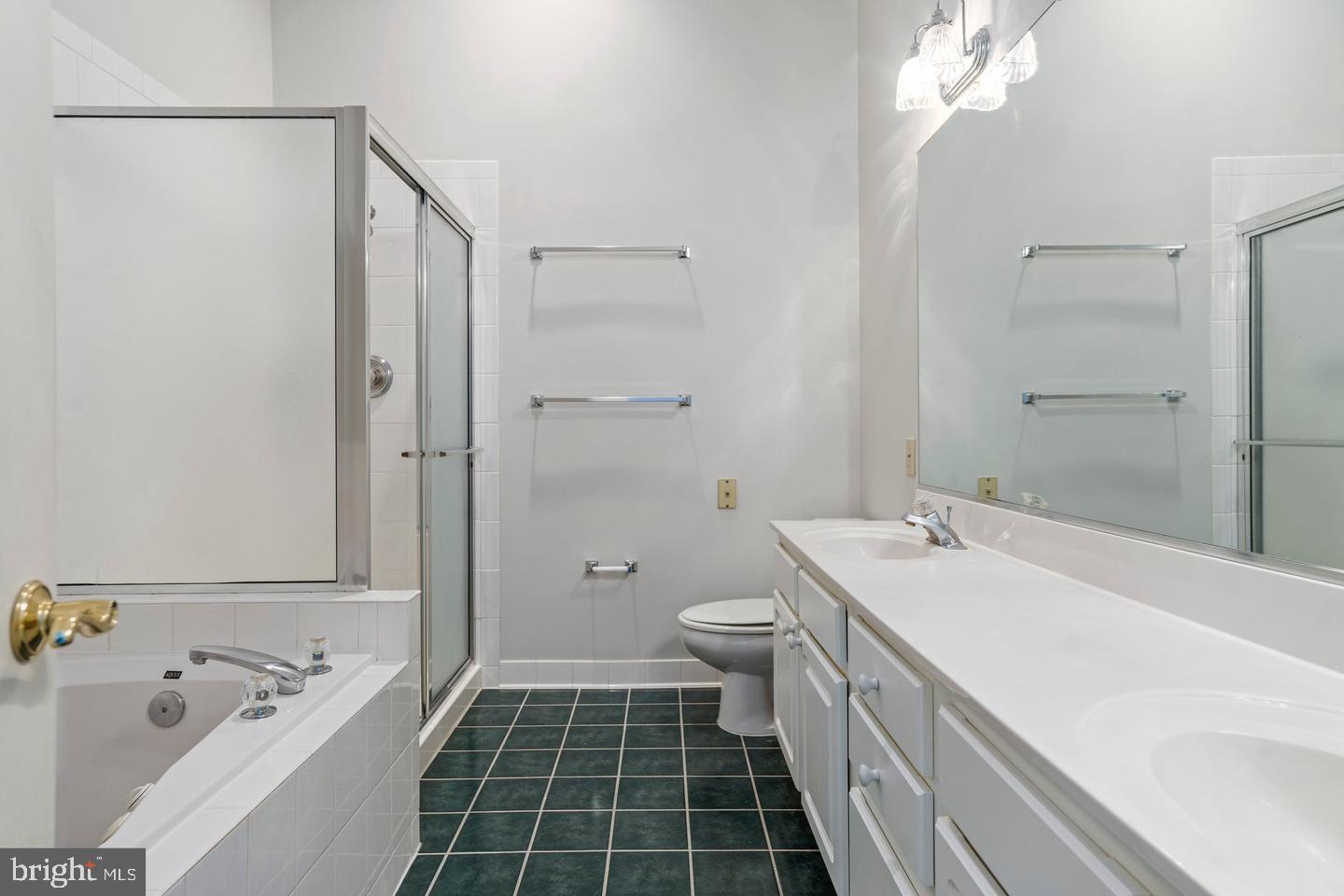 FALLS STATION - Residential Lease