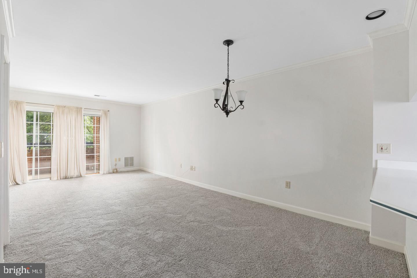 FALLS STATION - Residential Lease