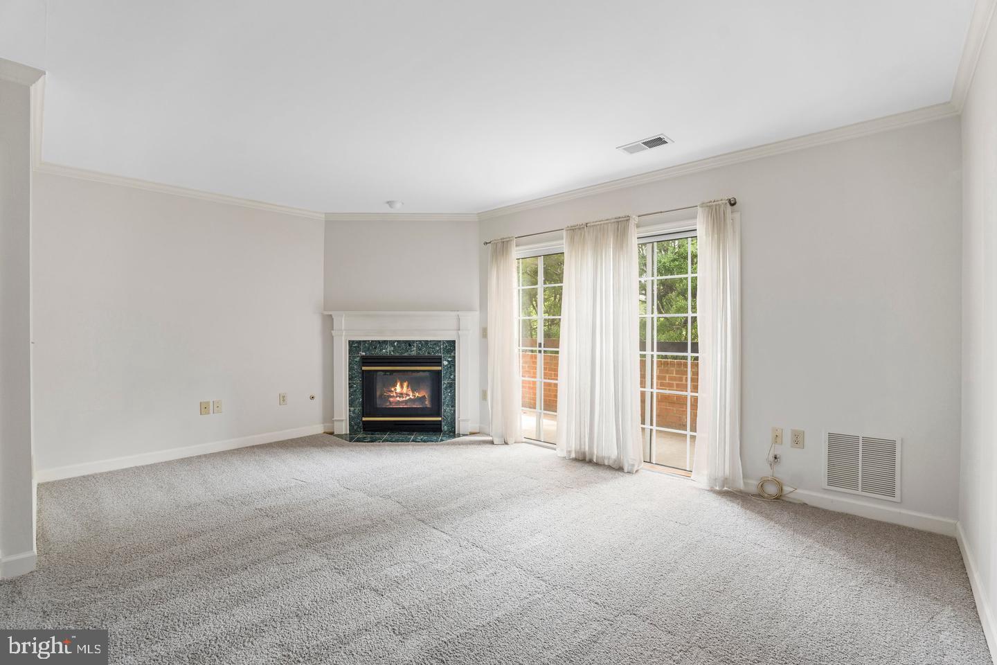 FALLS STATION - Residential Lease