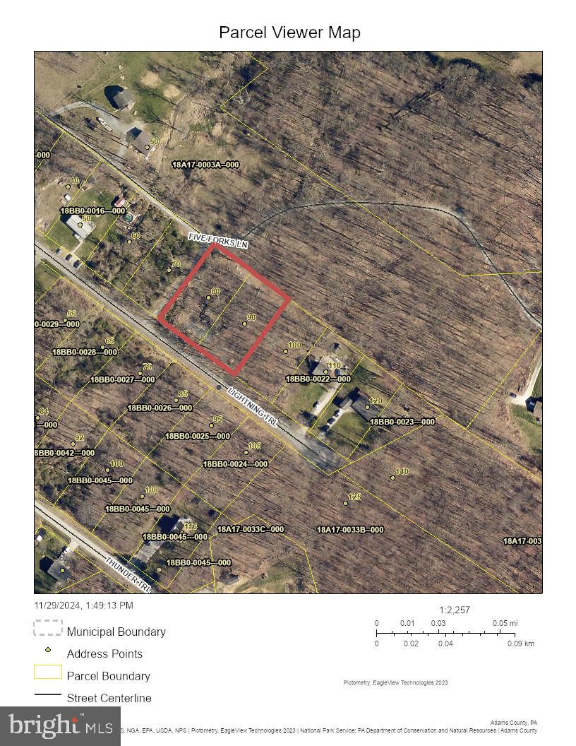 HAMILTONBAN-CHARNITA - Land