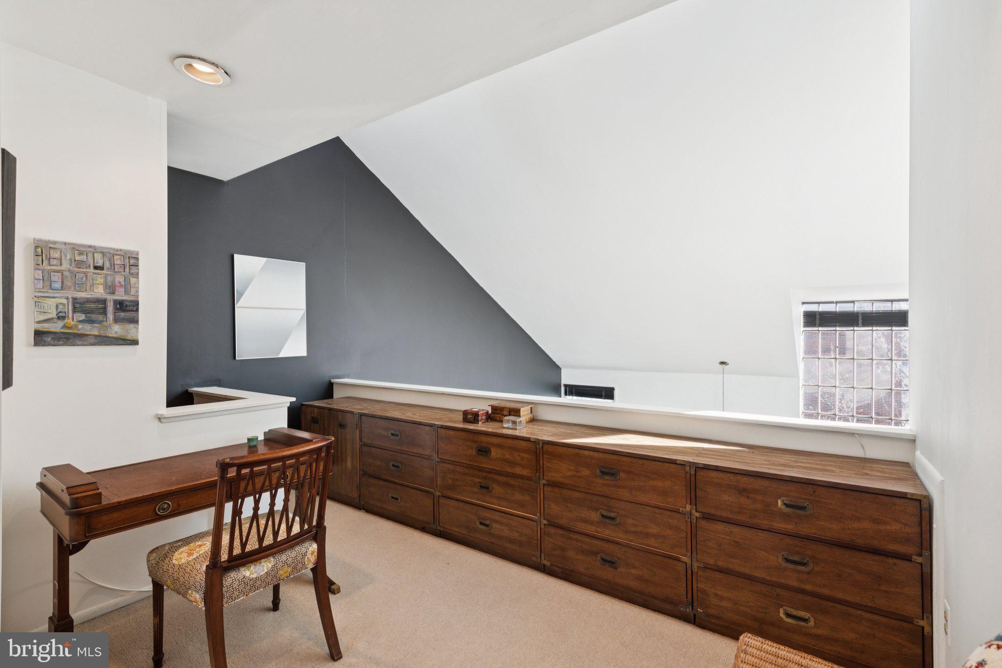 WASHINGTON SQ WEST - Residential