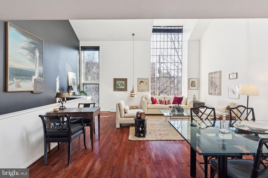 Photo of 36 Saint James Court, PHILADELPHIA, PA 19106 (MLS # PAPH2568376)