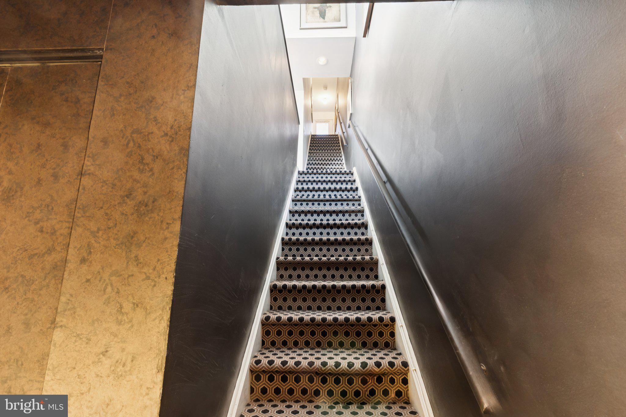 WASHINGTON SQ WEST - Residential