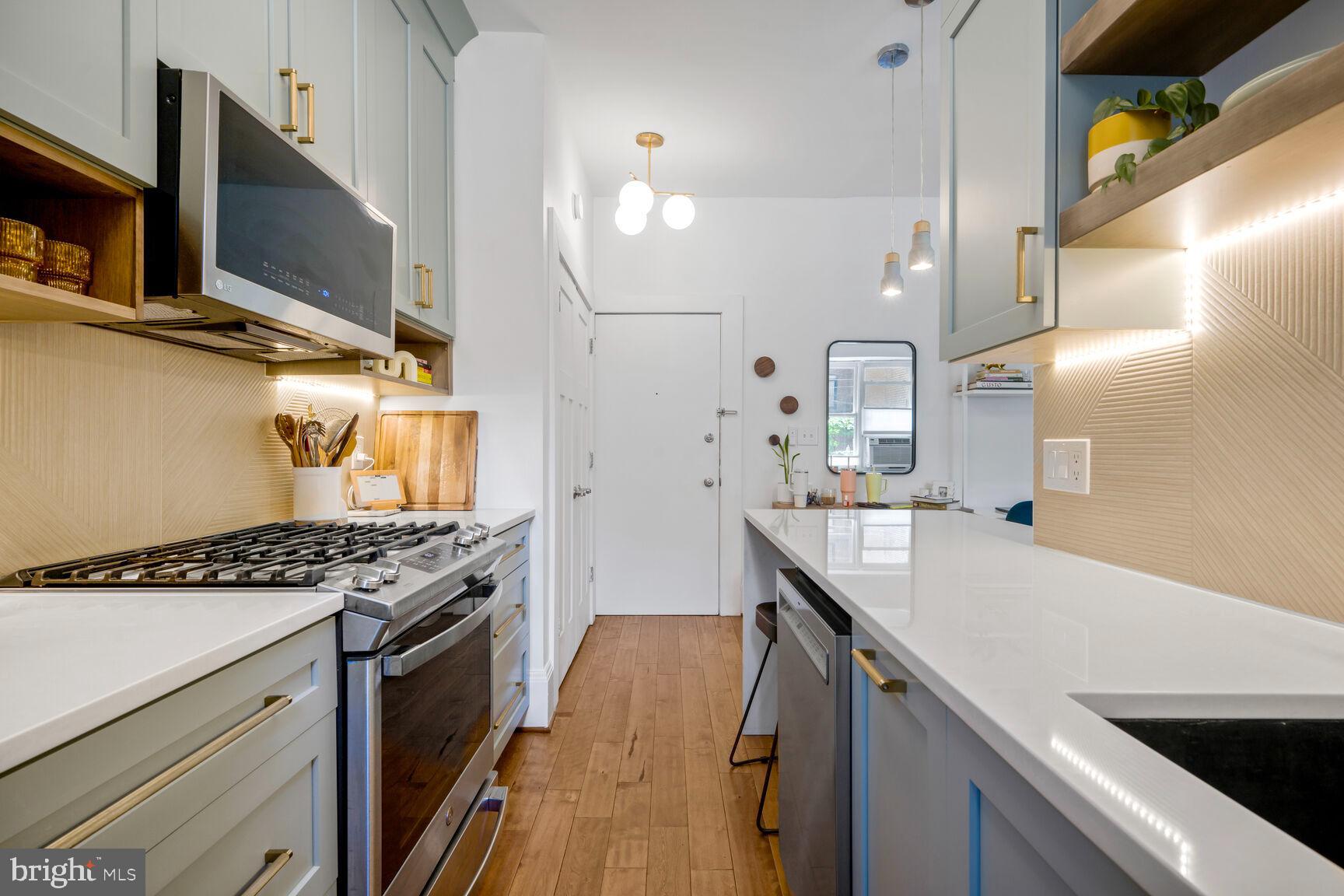 1514 17TH STREET NW 111