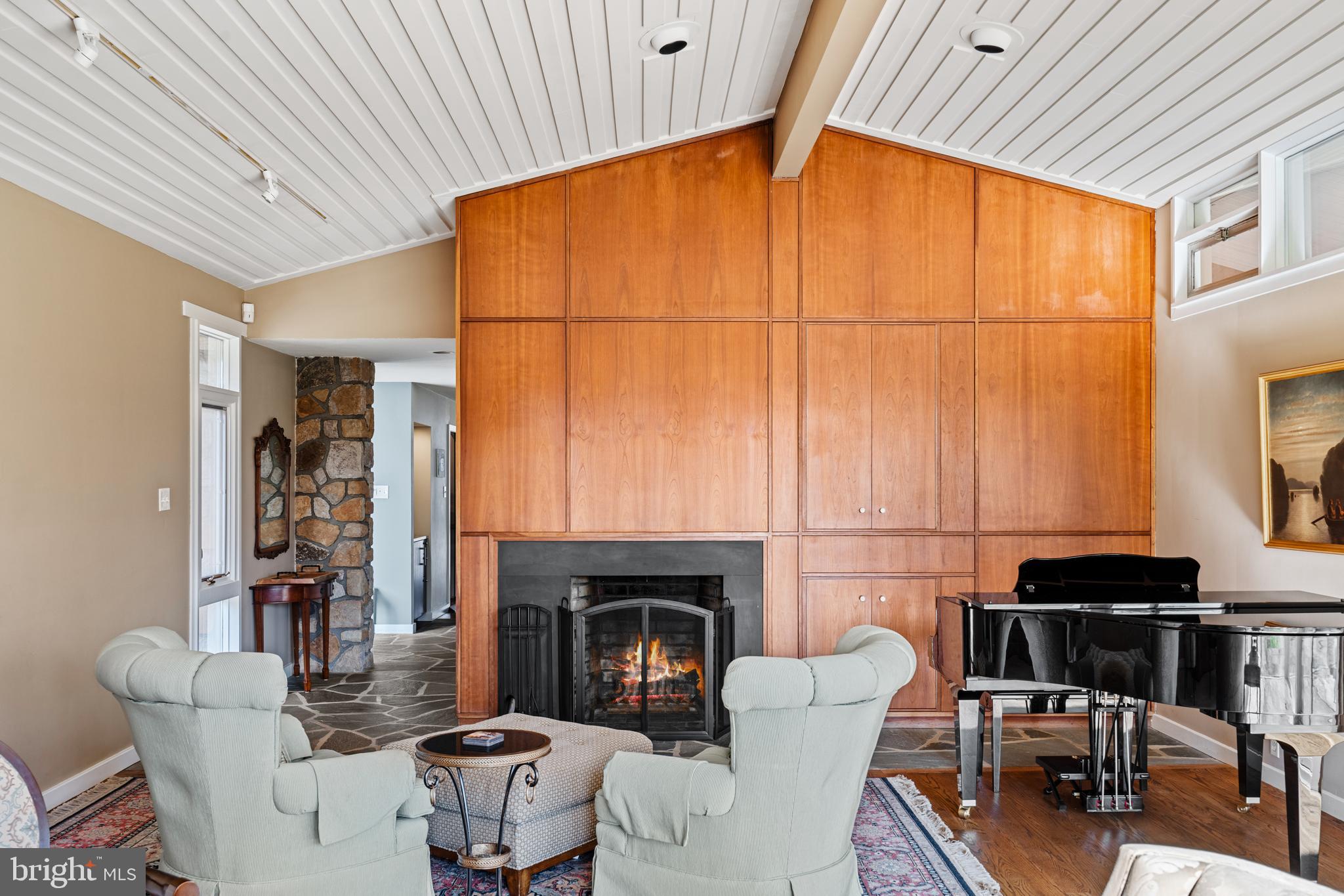 EDGEHILL - Residential