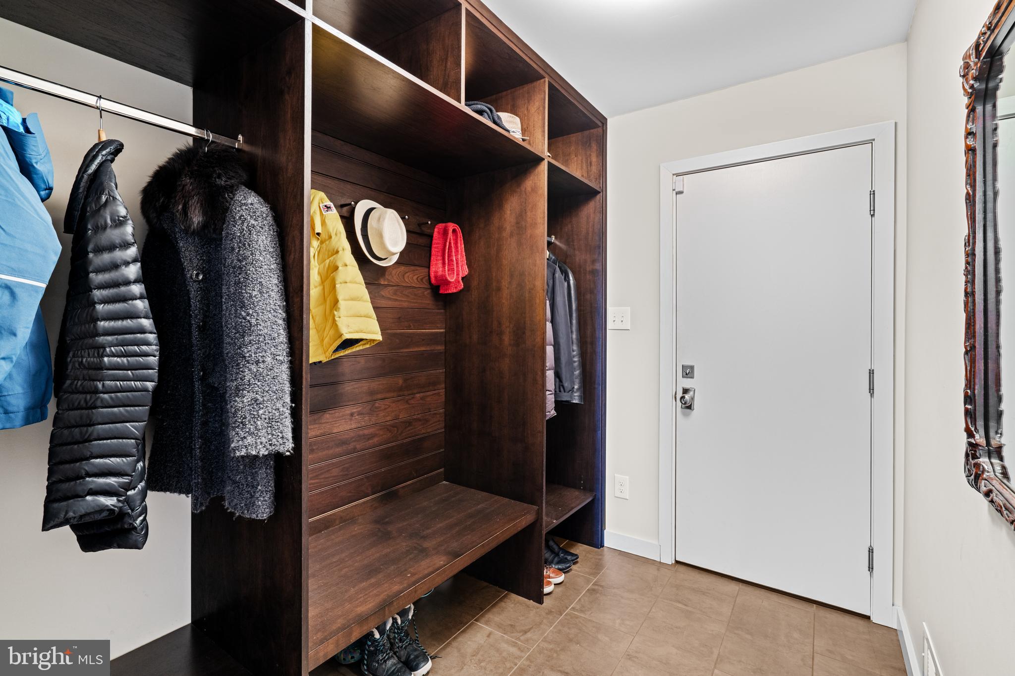 EDGEHILL - Residential