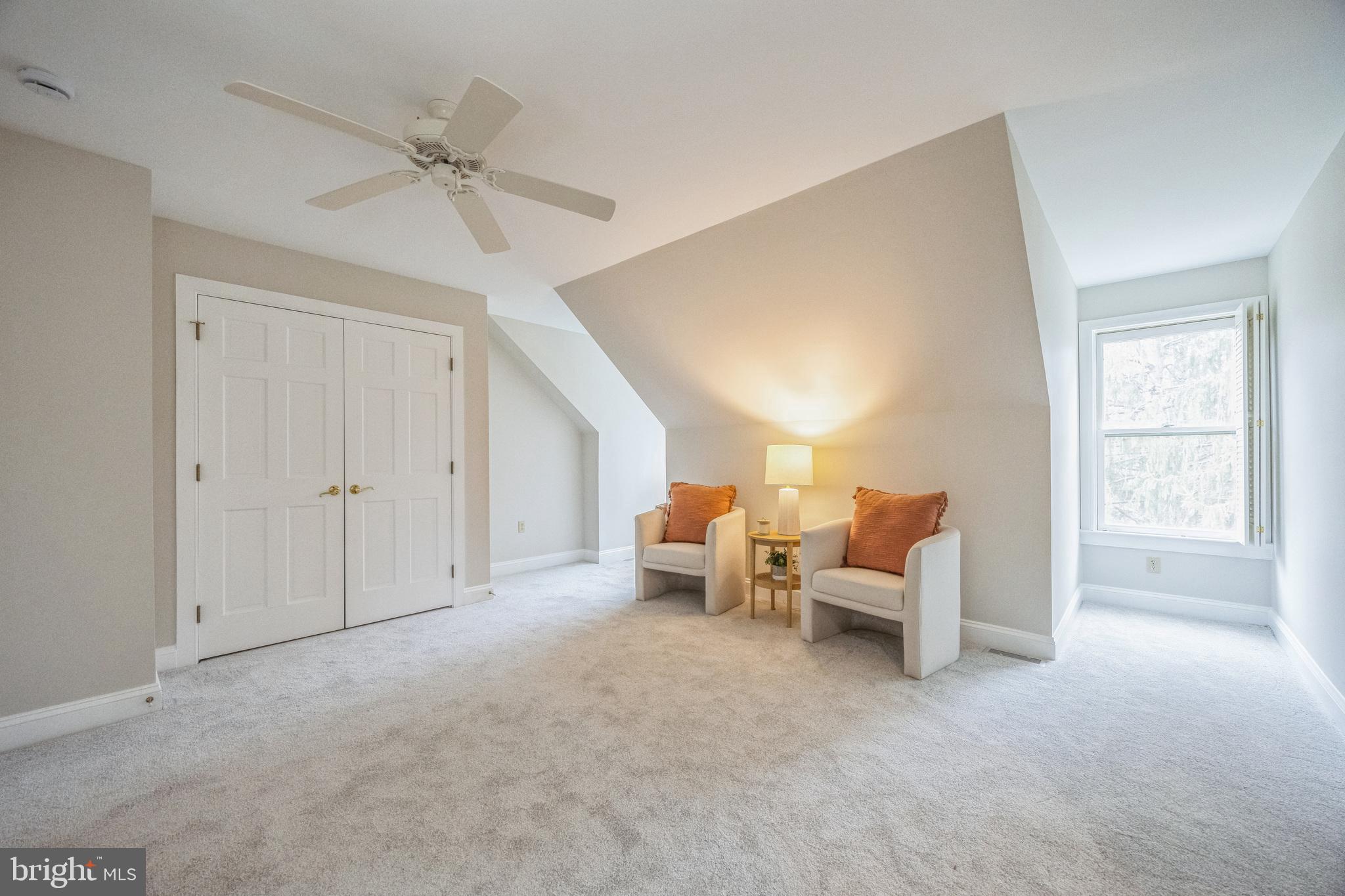 BLUE ROCK MEADOWS - Residential