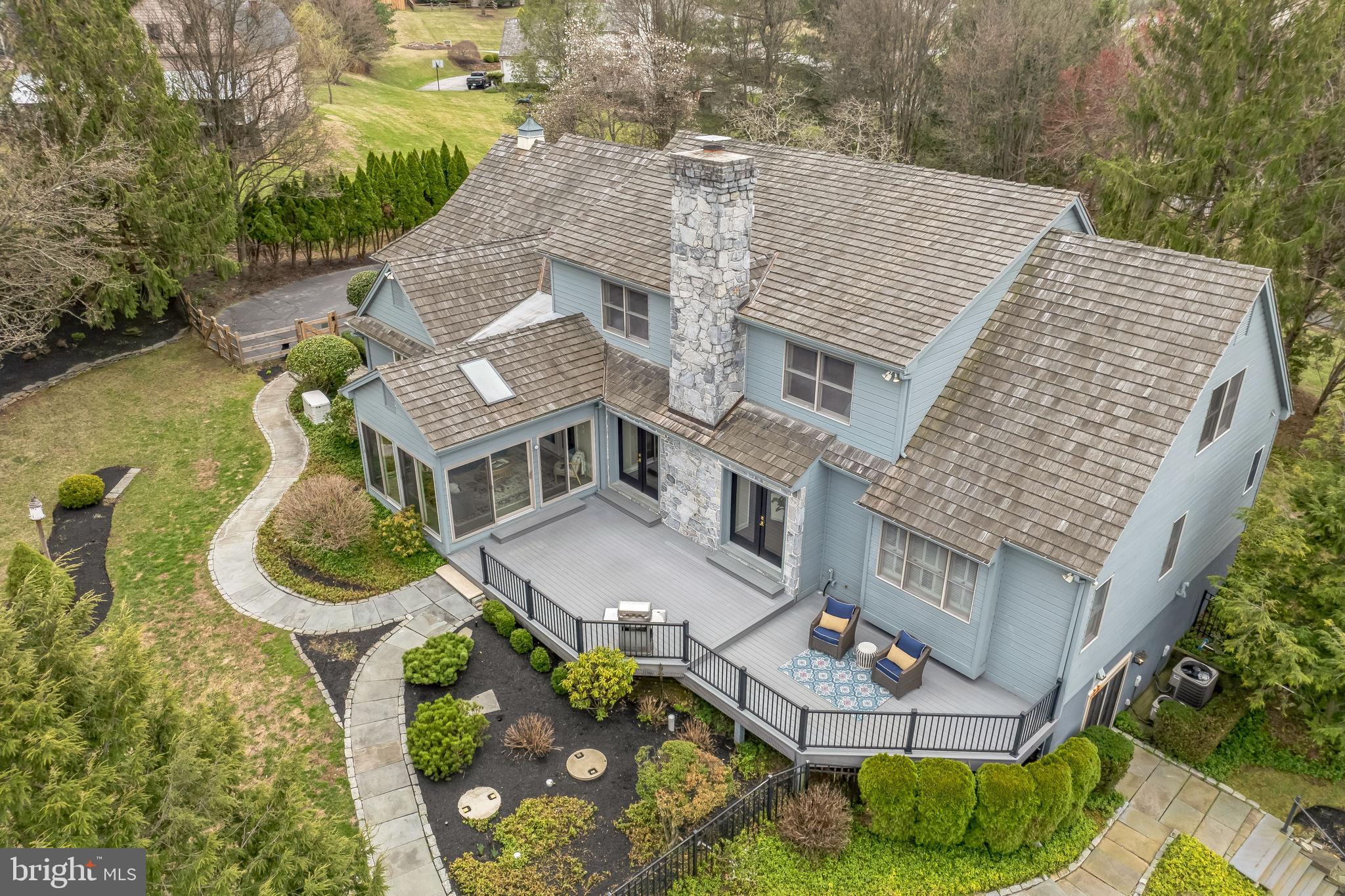 BLUE ROCK MEADOWS - Residential