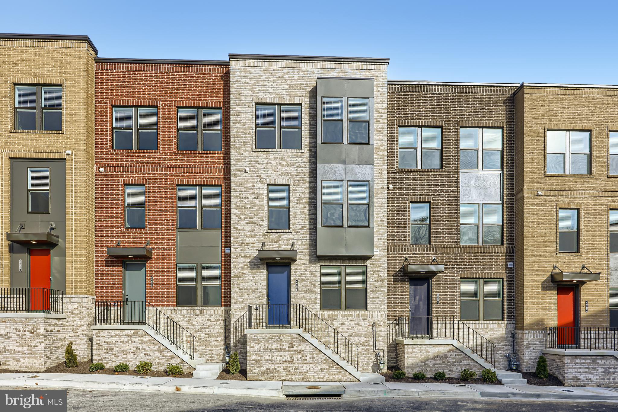 MEDFIELD - Residential