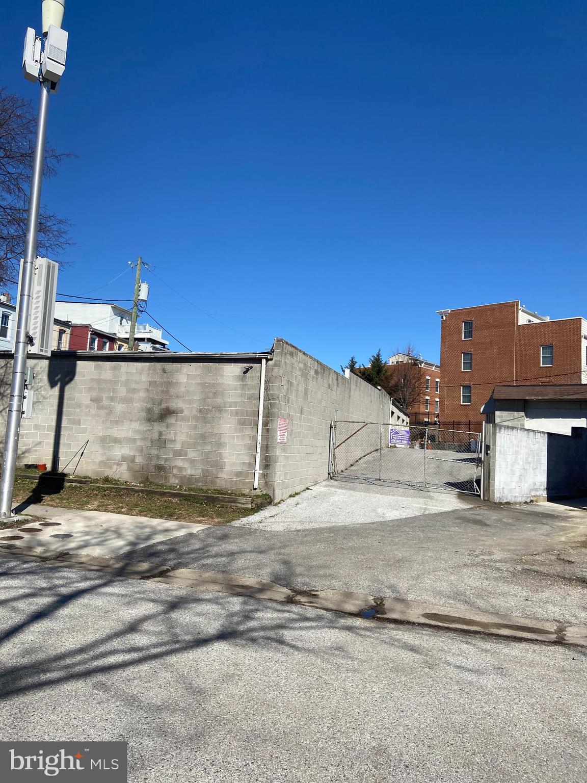 700 E HEATH STREET